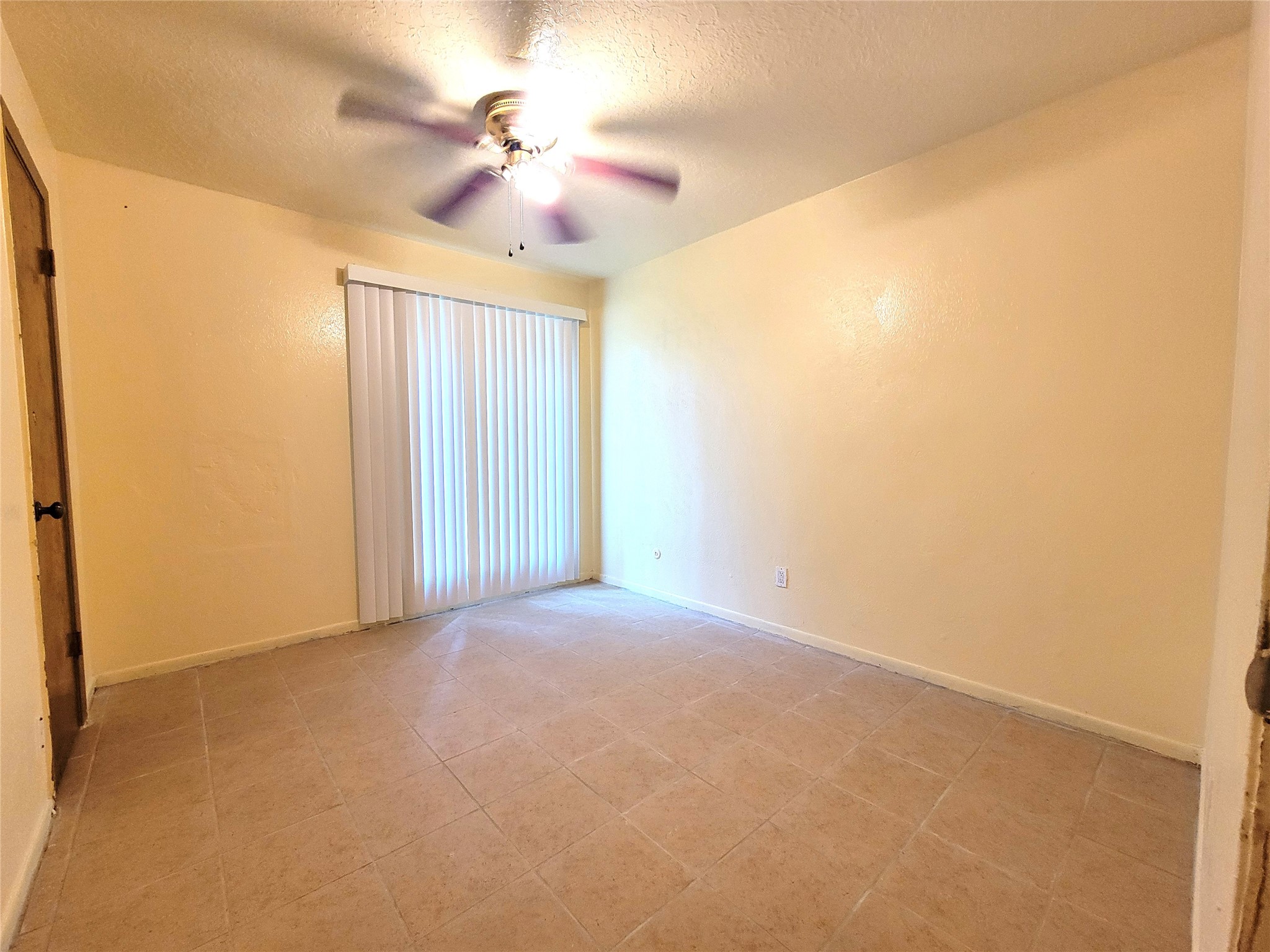 12811 Stillington Drive Property Photo 16