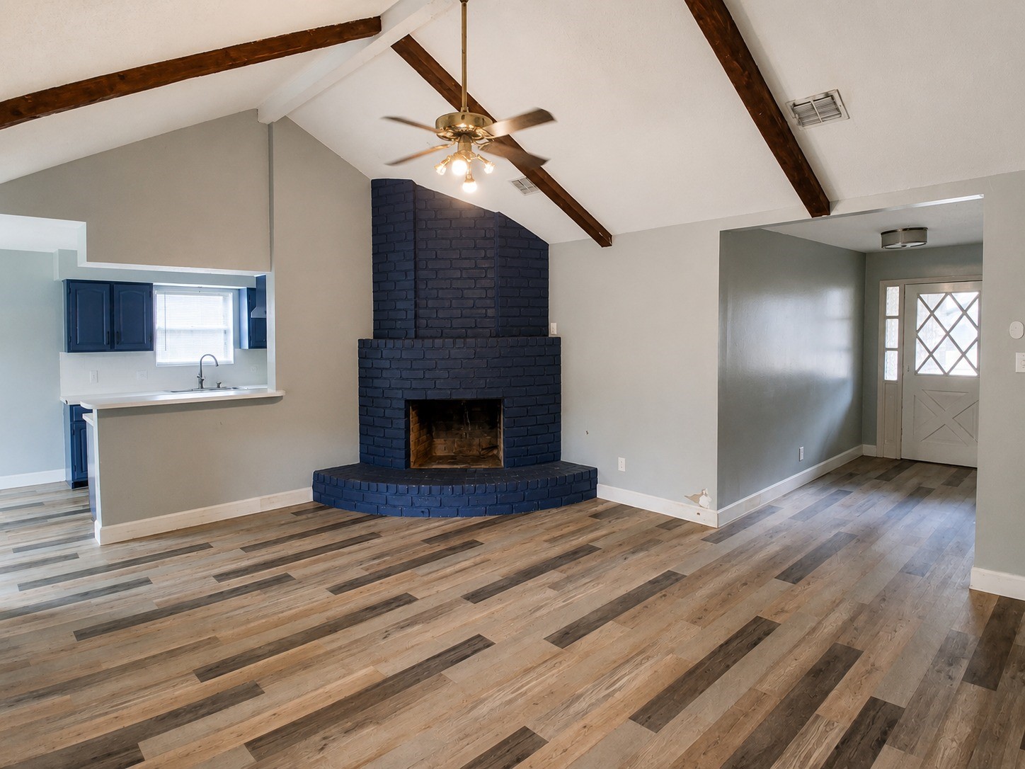 6107 Autumn Arbor Drive Property Photo 7