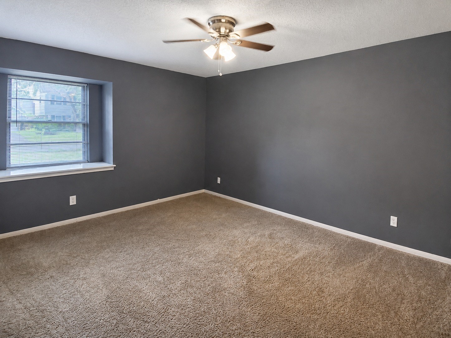 6107 Autumn Arbor Drive Property Photo 14