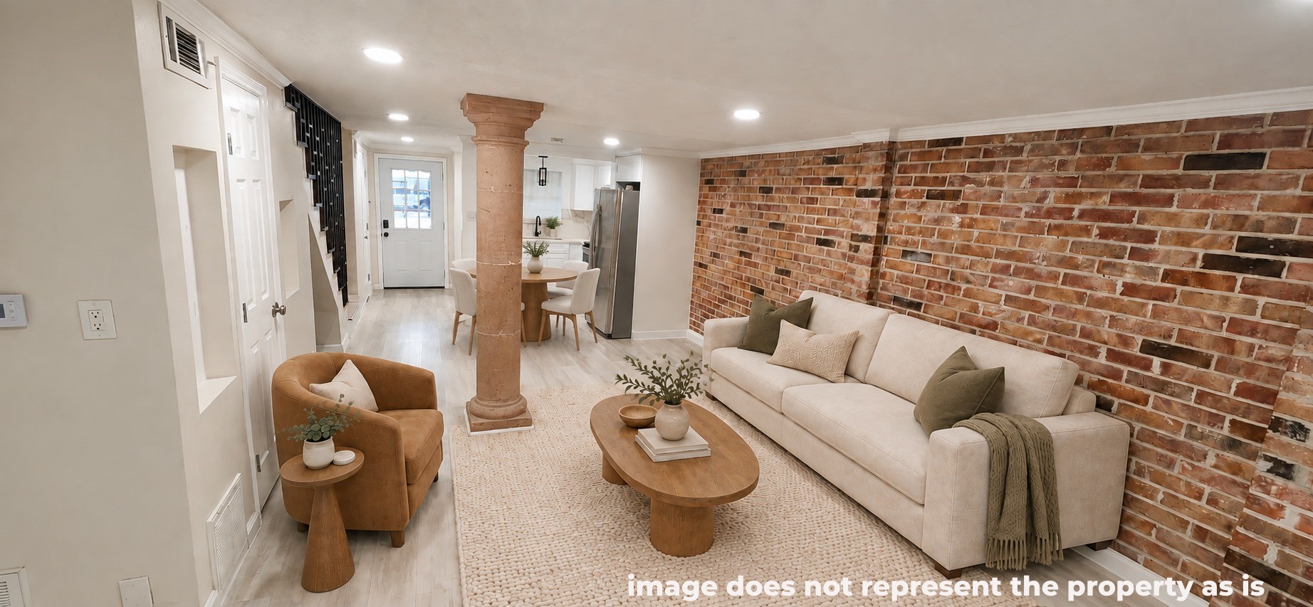 12 Hyde Park Blvd 7 Property Photo 2