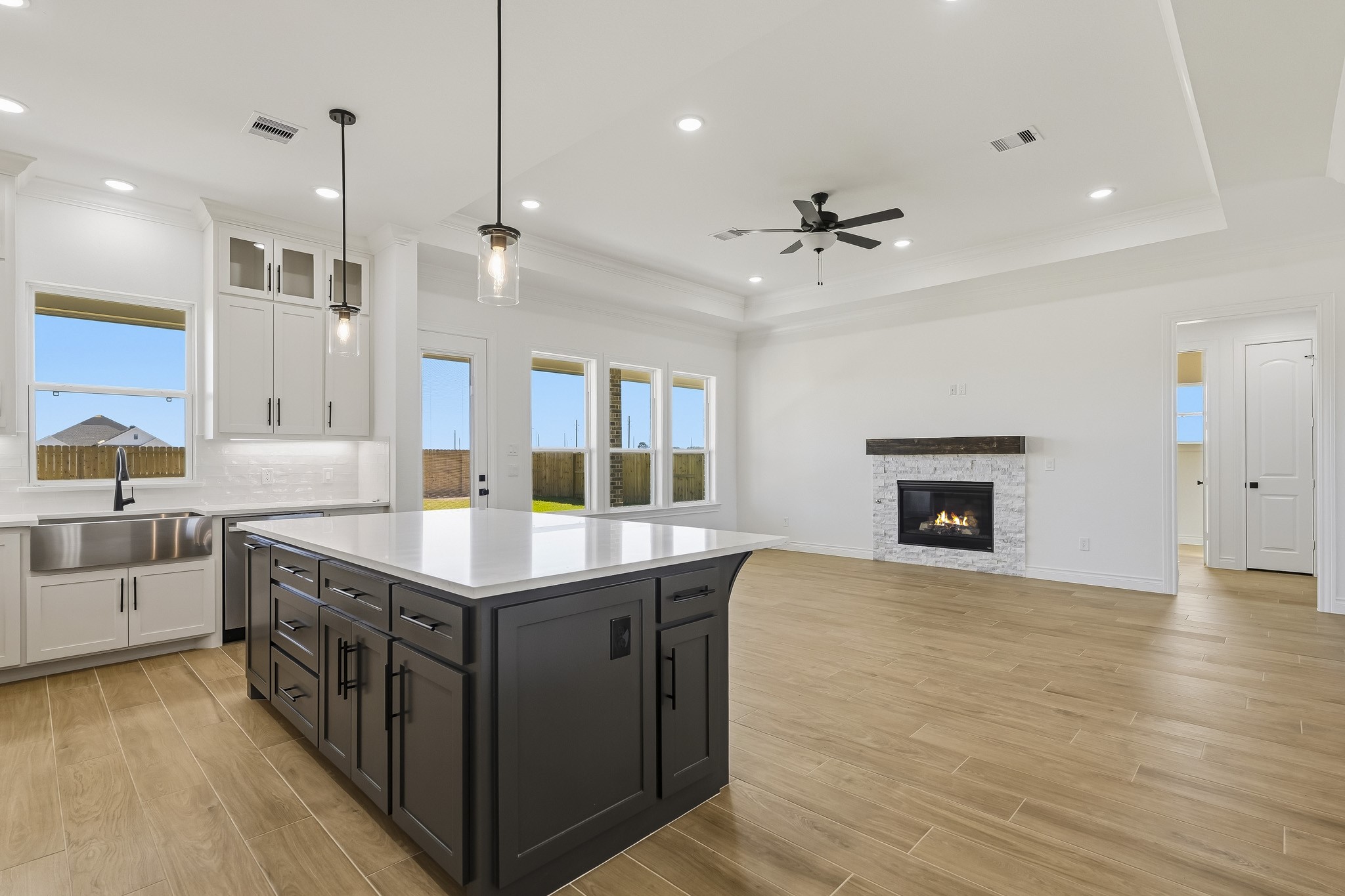 14703 Camila Drive Property Photo 9