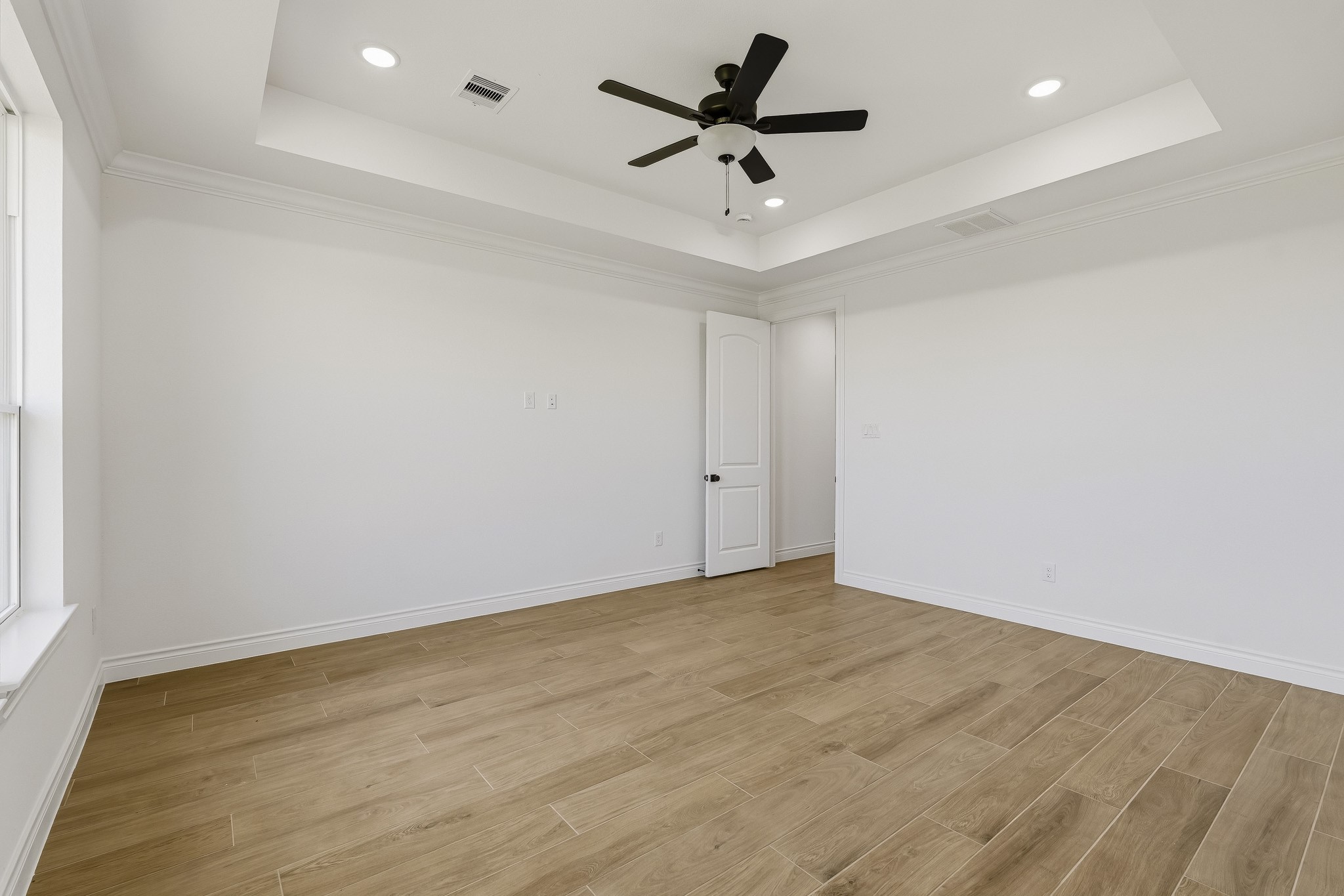 14703 Camila Drive Property Photo 11