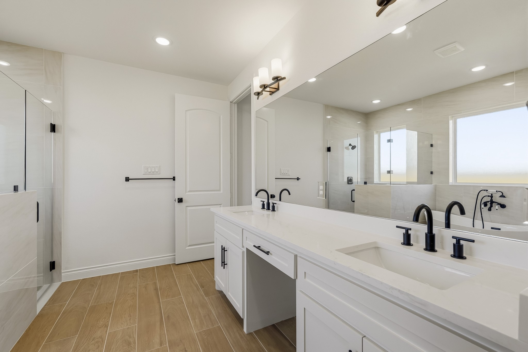 14703 Camila Drive Property Photo 13