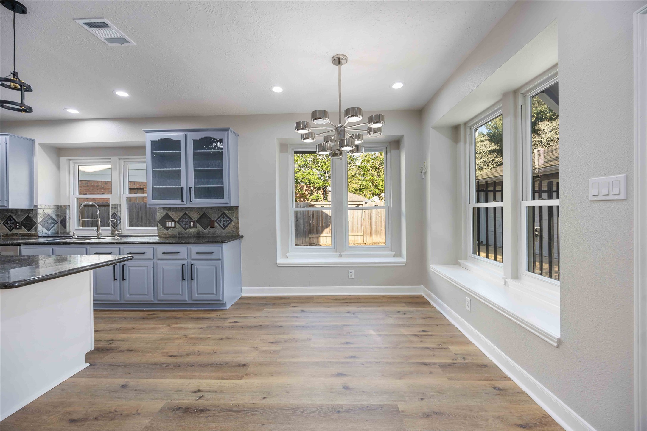 5906 Pendelton Place Drive Property Photo 15