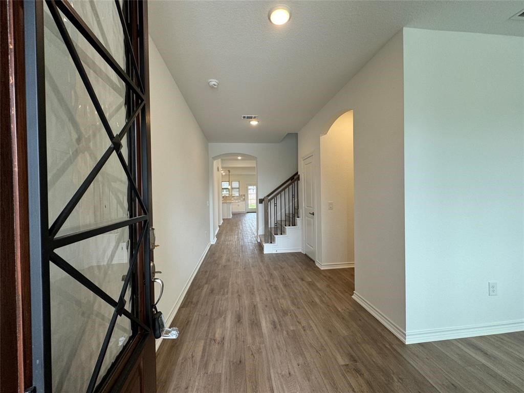 1208 Jasmine View Ln Property Photo 3
