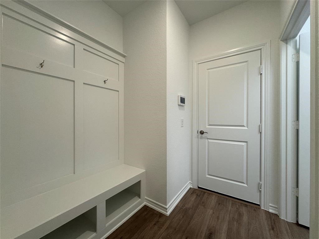 1208 Jasmine View Ln Property Photo 11