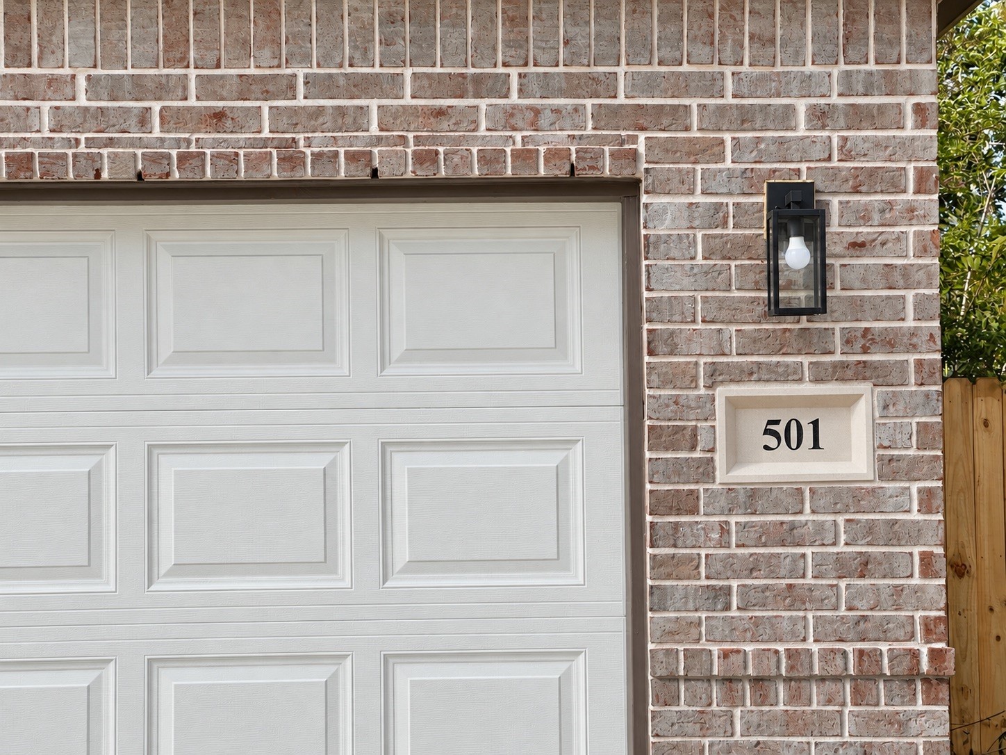 501 Briarwood Drive Property Photo 3