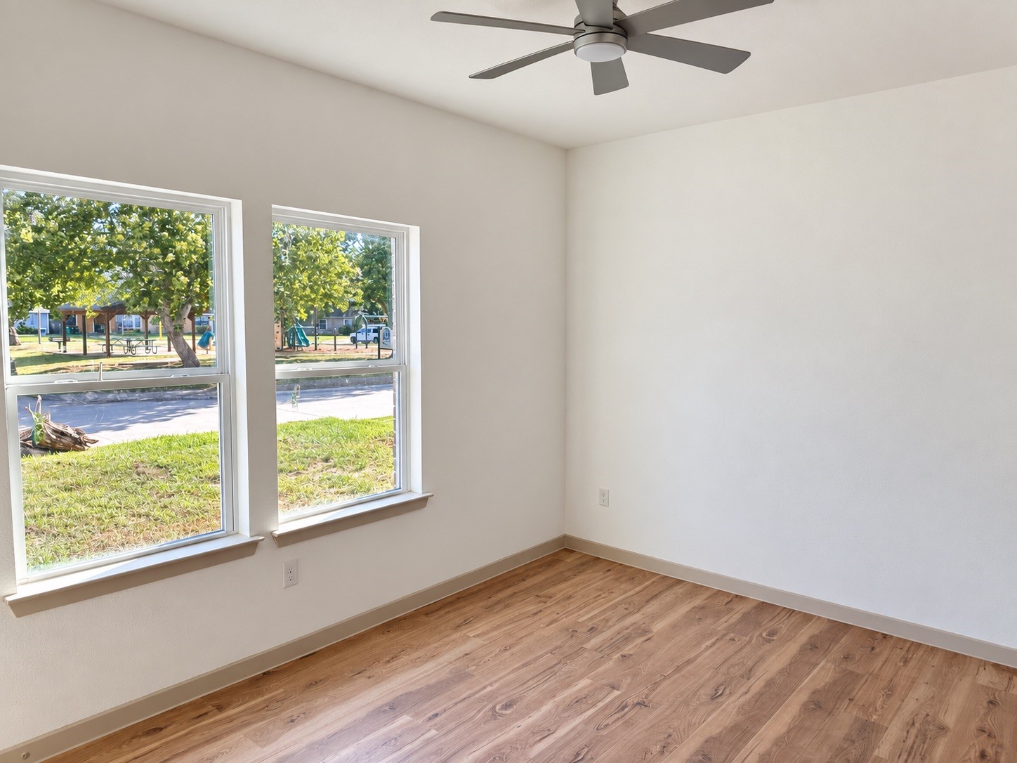 501 Briarwood Drive Property Photo 8