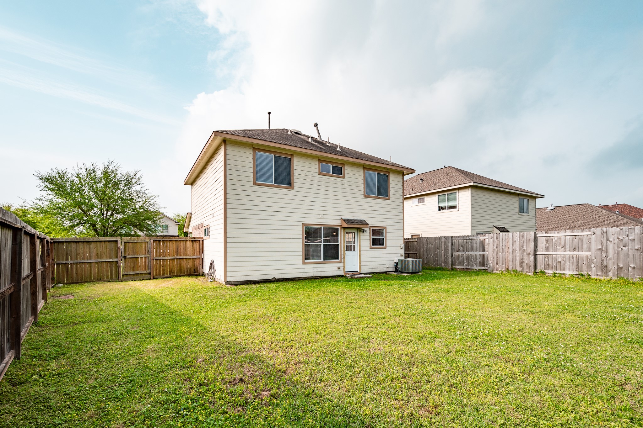 4435 Crossvine Avenue Property Photo 19