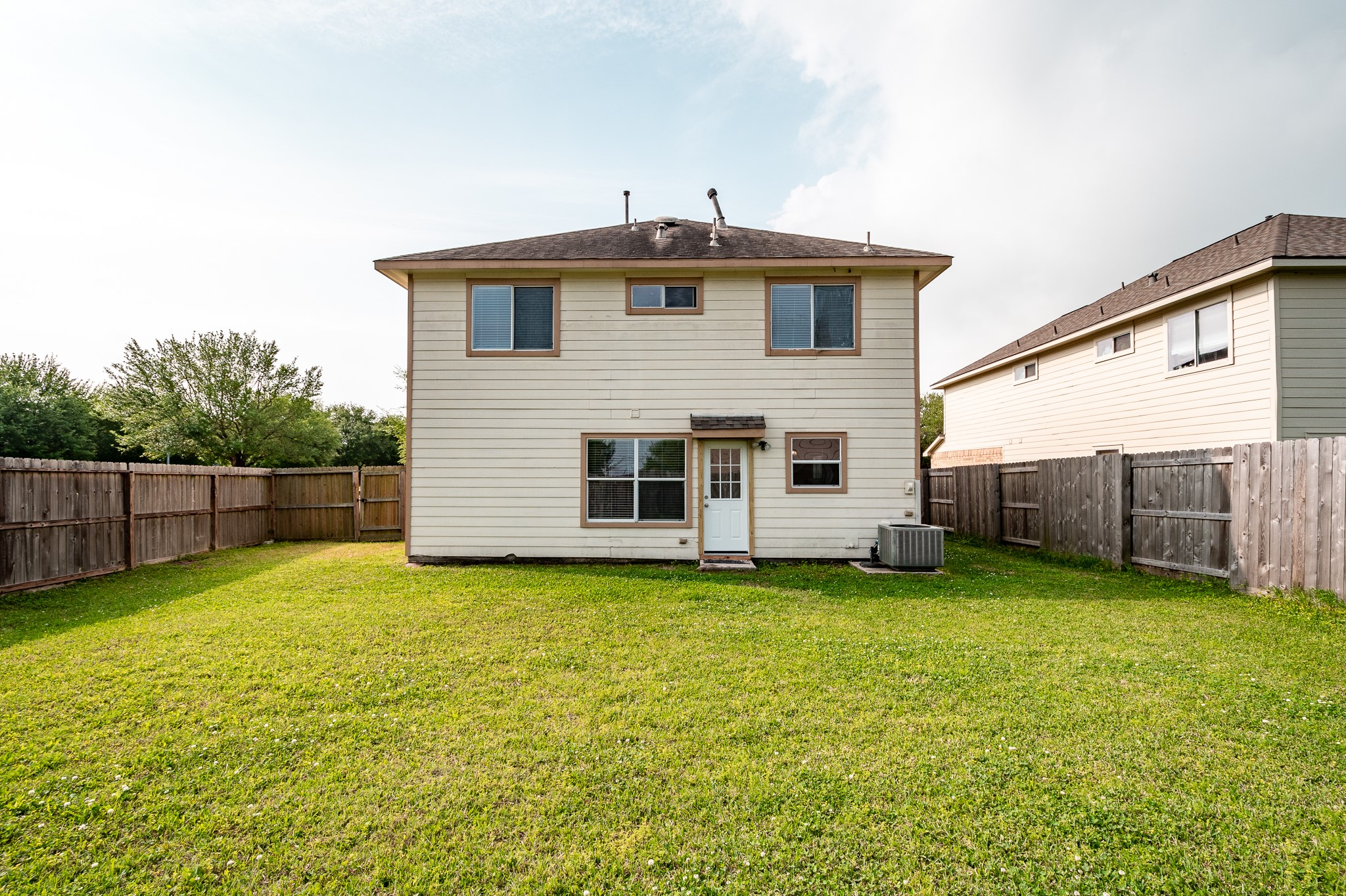 4435 Crossvine Avenue Property Photo 20