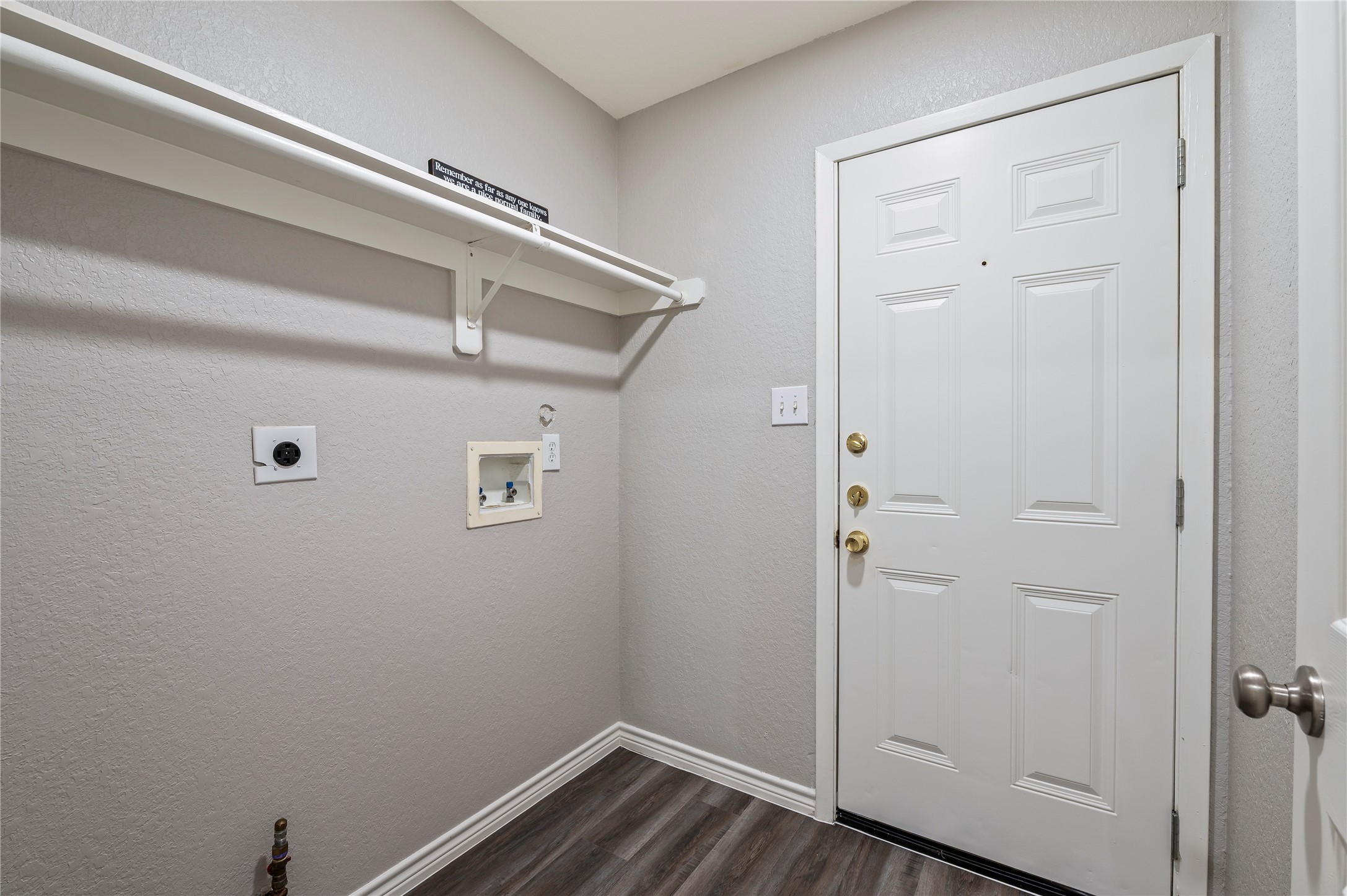 4337 Country Club Drive Property Photo 27