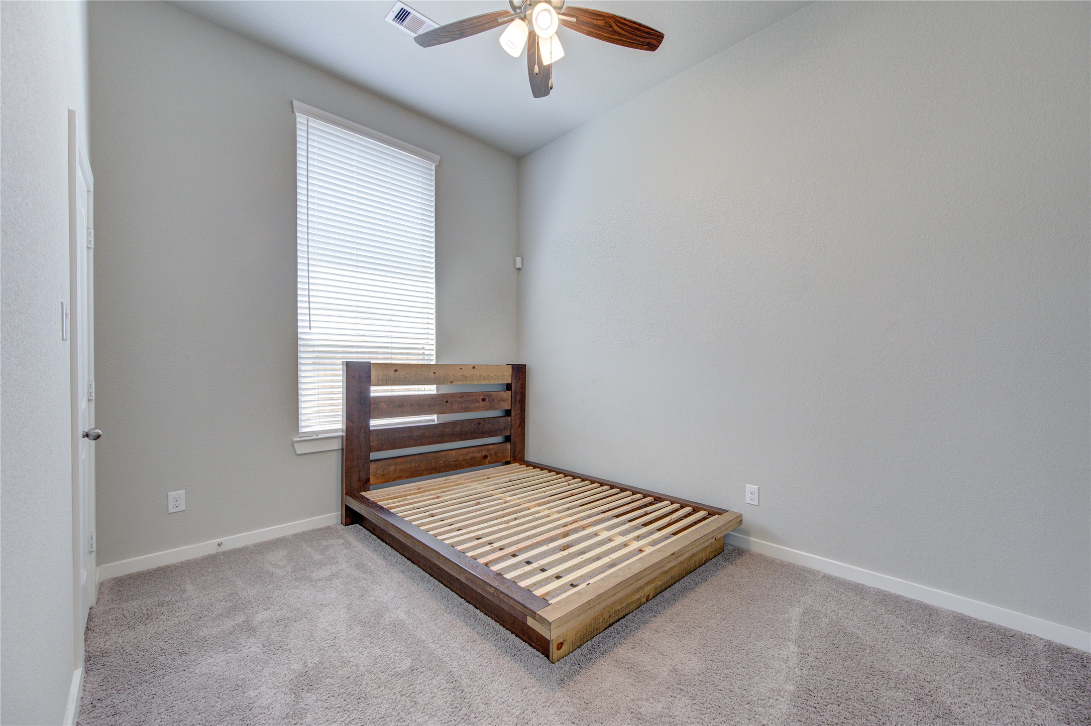 20807 Shawbrook Drive Property Photo 10