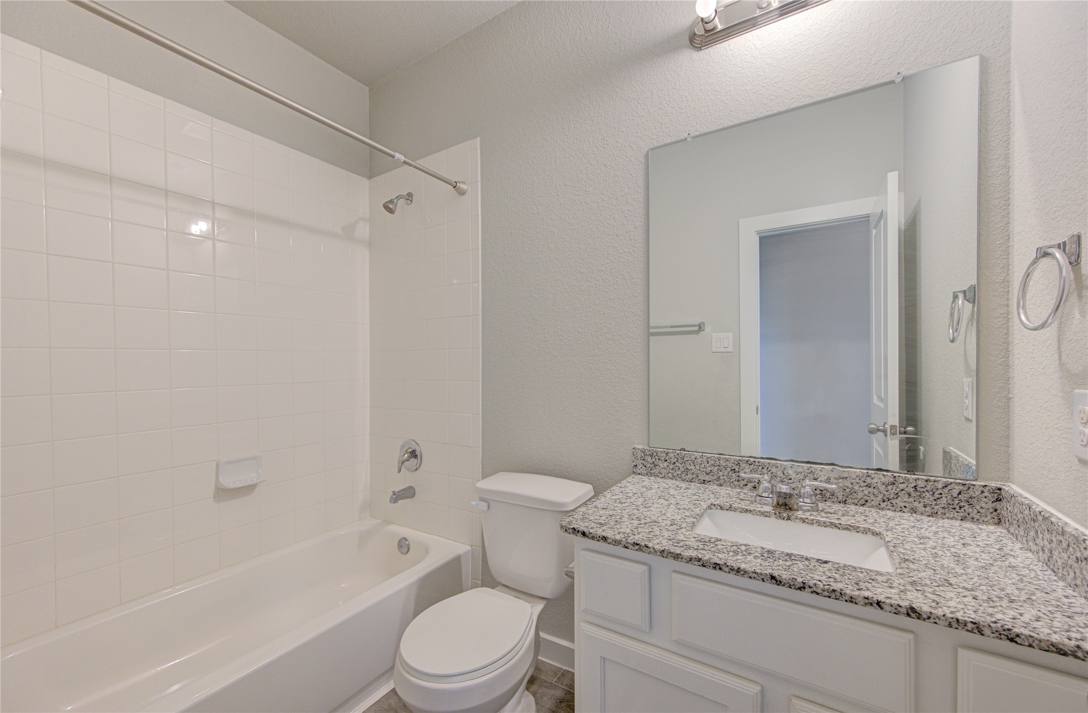 20807 Shawbrook Drive Property Photo 12