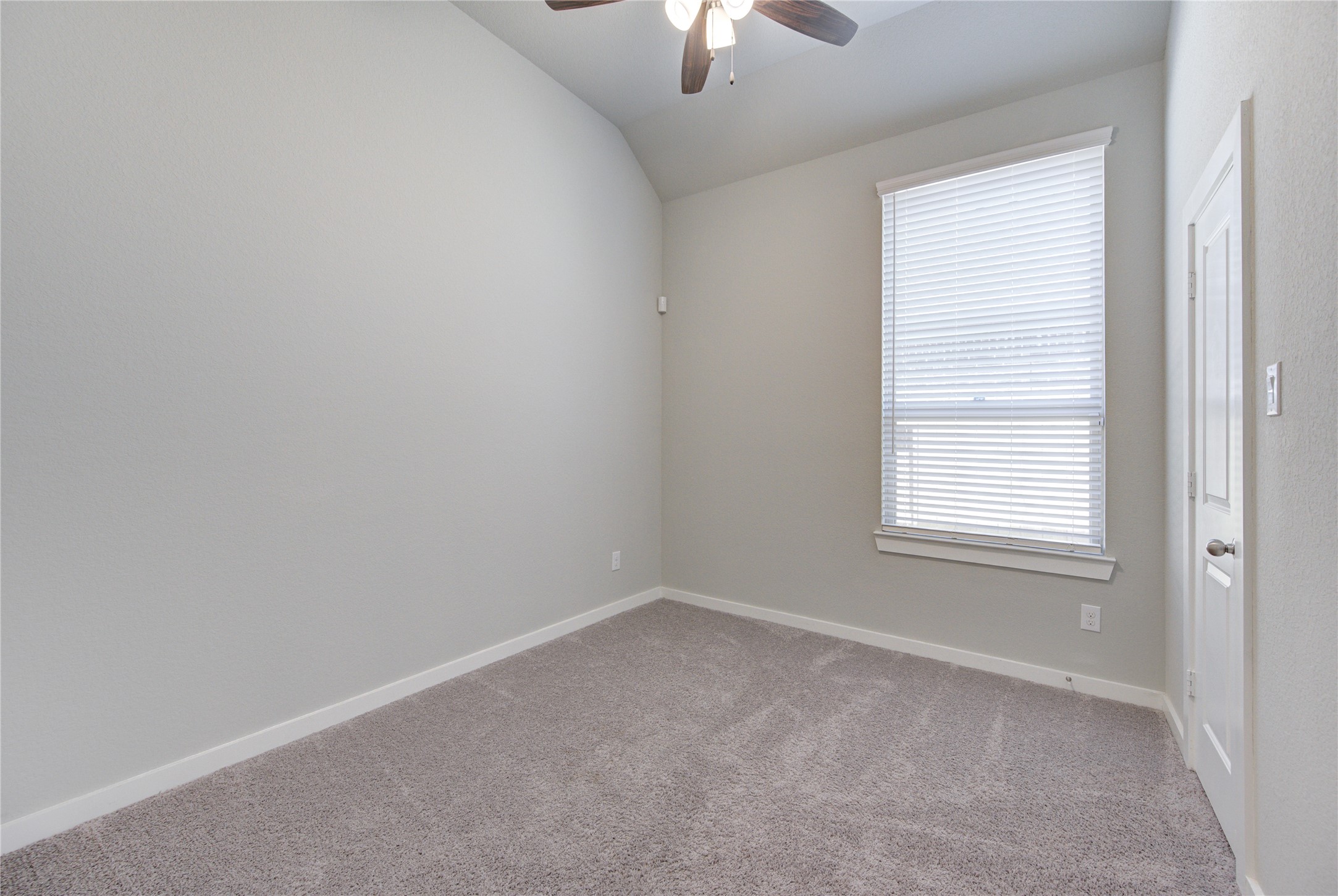 20807 Shawbrook Drive Property Photo 13
