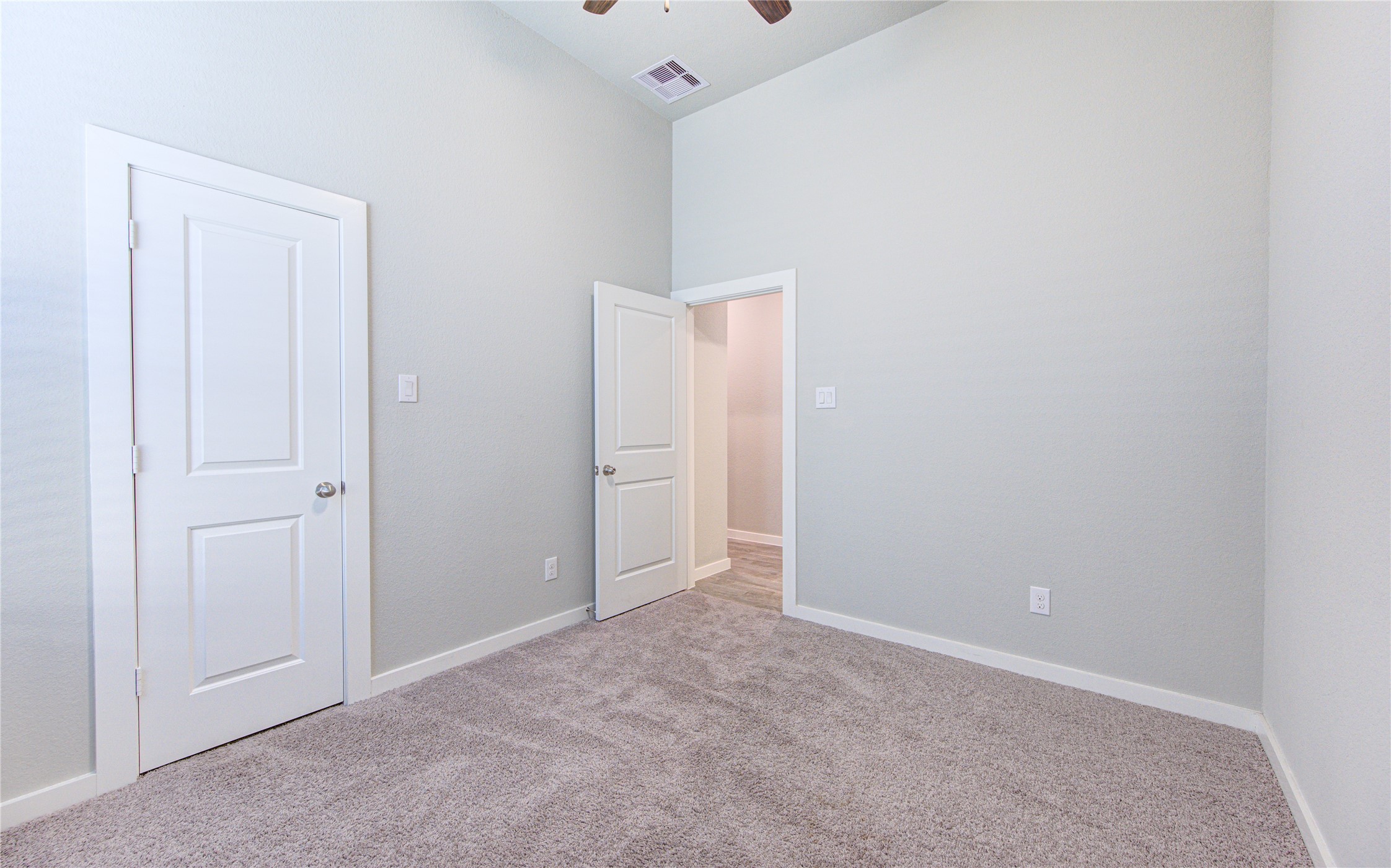20807 Shawbrook Drive Property Photo 14