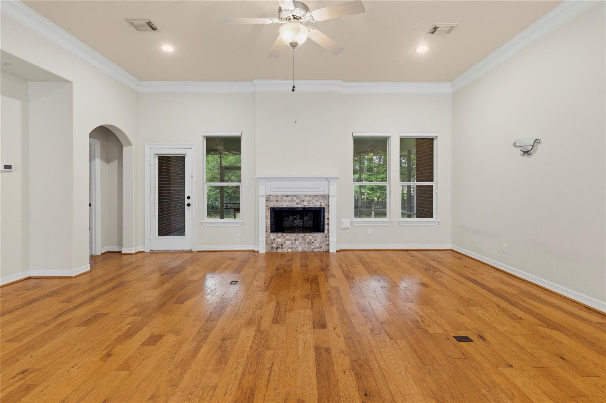 106 Lazy Springs Drive Property Photo 4