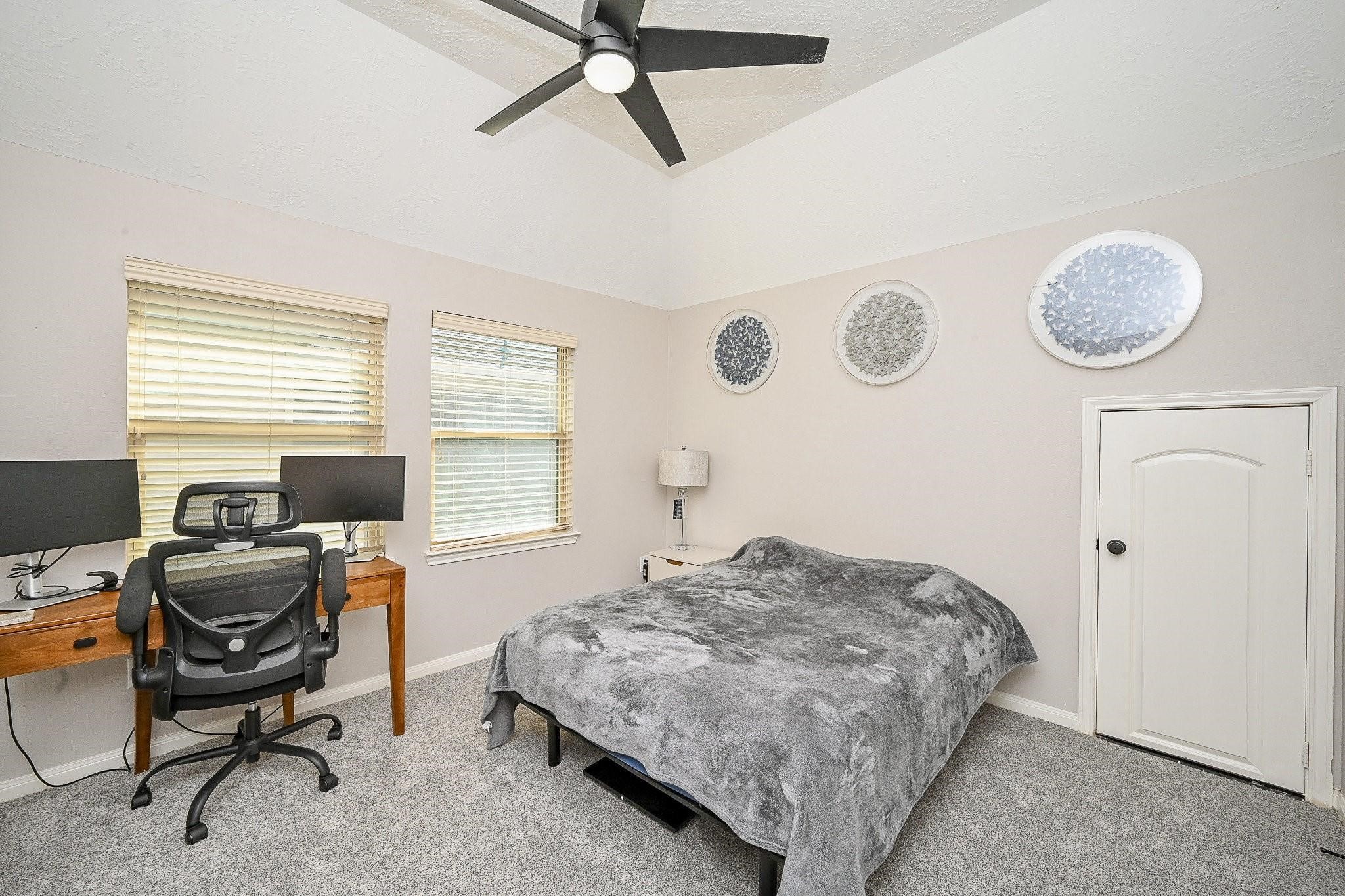 17607 Astrachan Road Property Photo 29