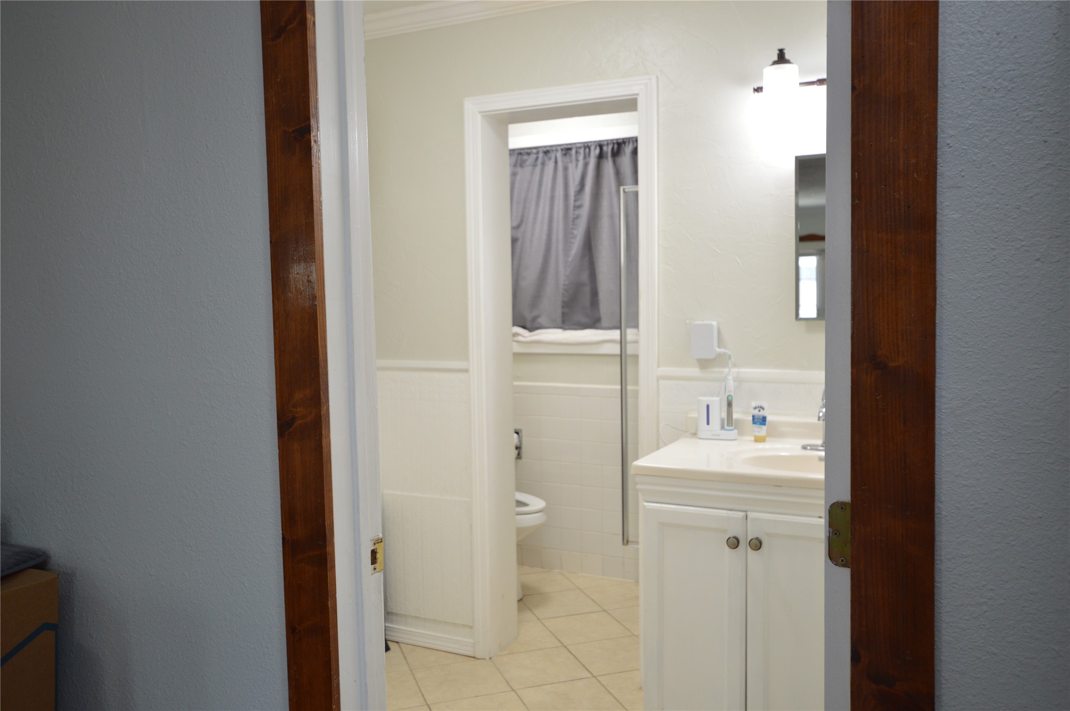 1821 E Winn Street Property Photo 12