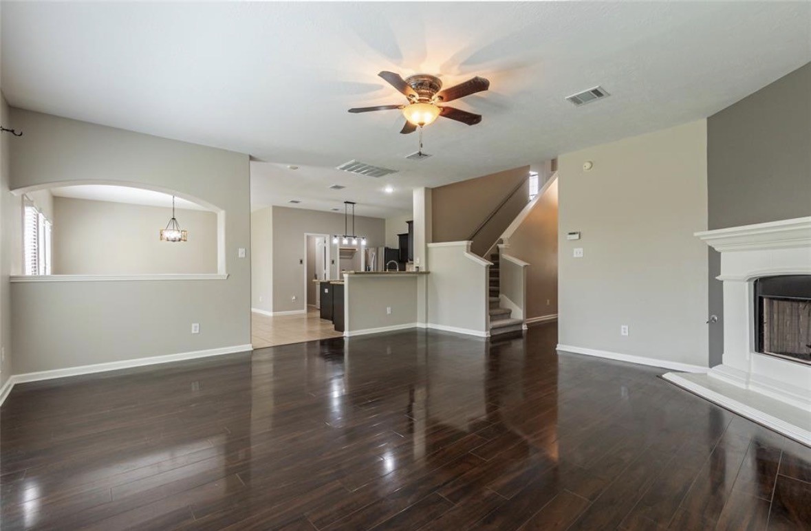 2535 Flycatcher Cove Drive Property Photo 2