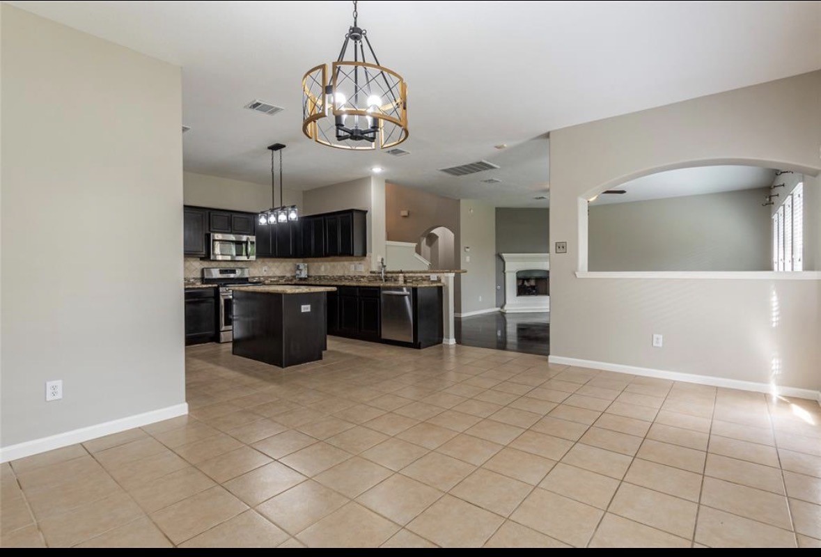 2535 Flycatcher Cove Drive Property Photo 8