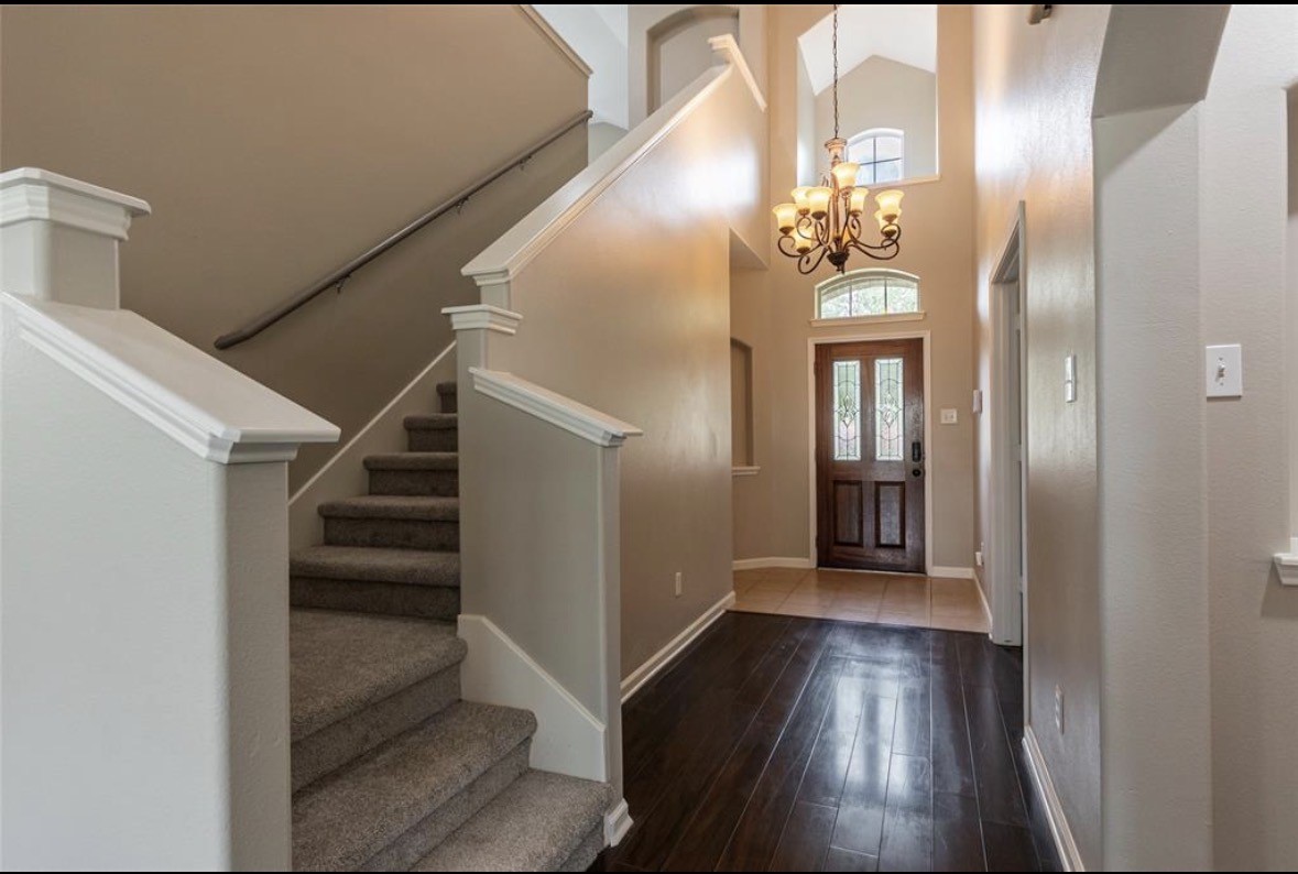 2535 Flycatcher Cove Drive Property Photo 10