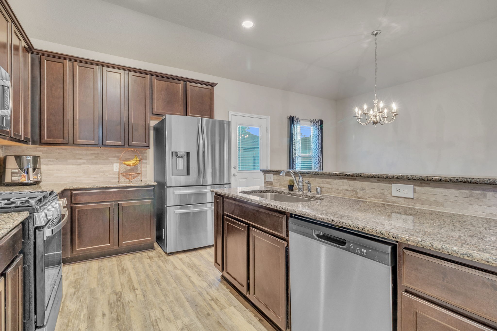 15056 Meadow Glen N Property Photo 8