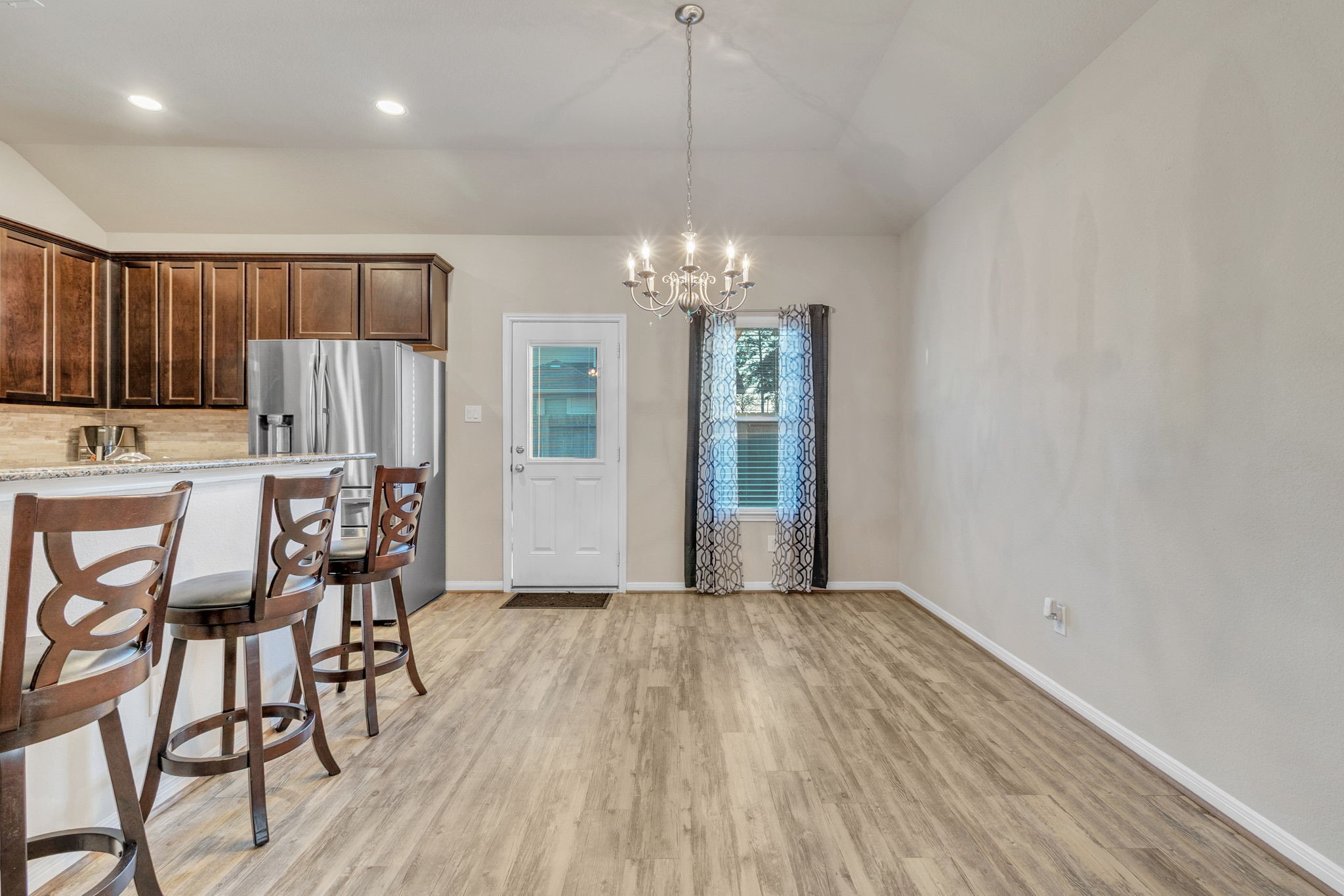 15056 Meadow Glen N Property Photo 12