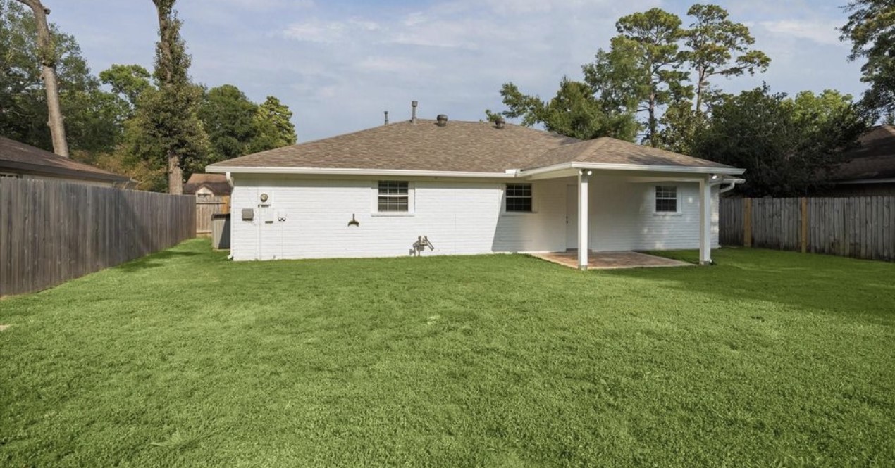 23103 Berry Pine Drive Property Photo 15