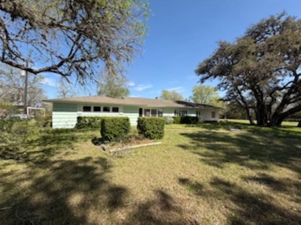 1168 Fm 1890 Property Photo