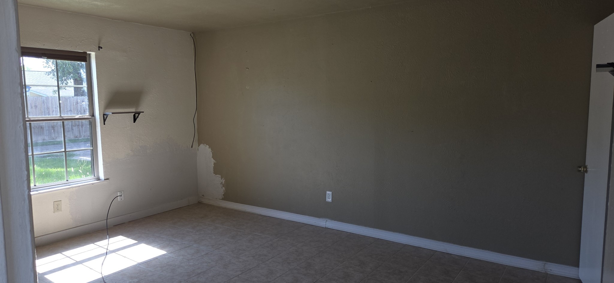 5620 Hollow Pines Drive Property Photo 6