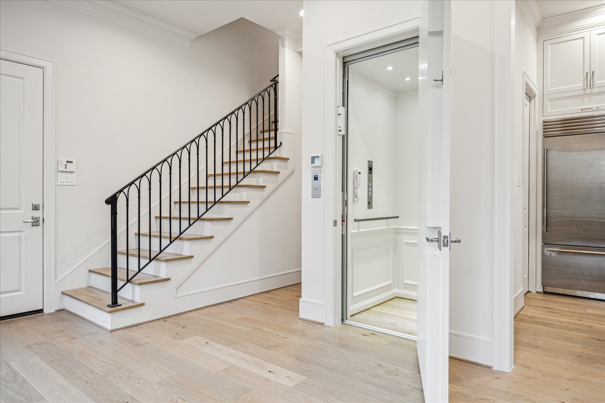 213 Sutton Row Place Property Photo 9