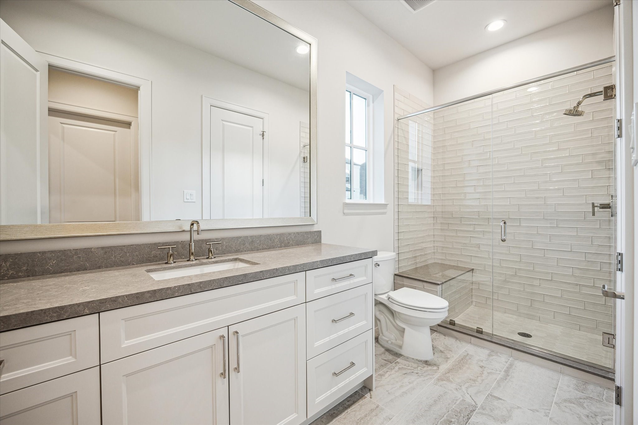 213 Sutton Row Place Property Photo 20