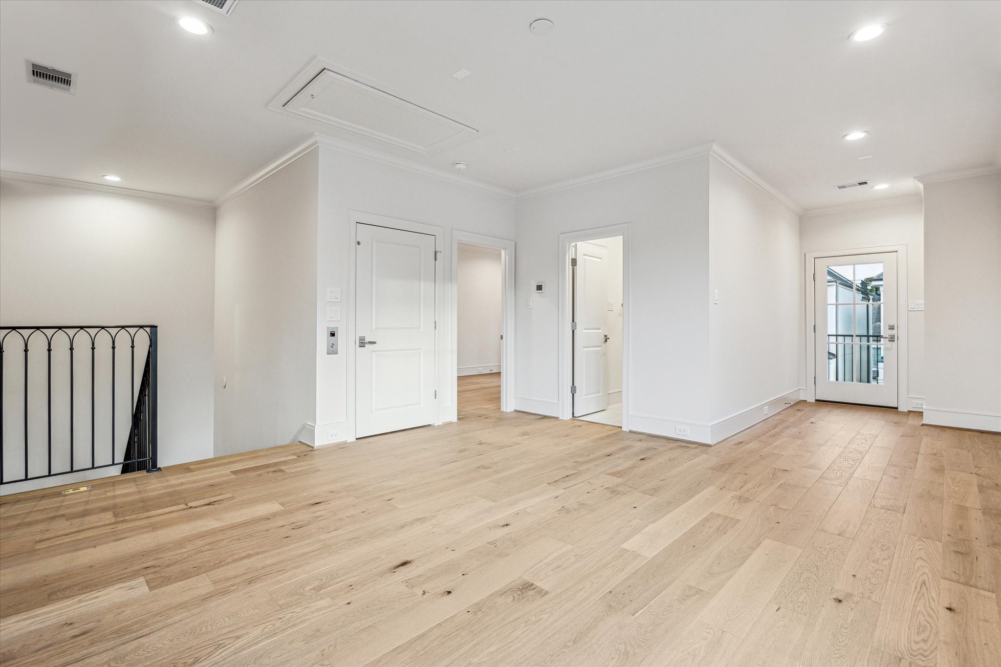 213 Sutton Row Place Property Photo 24