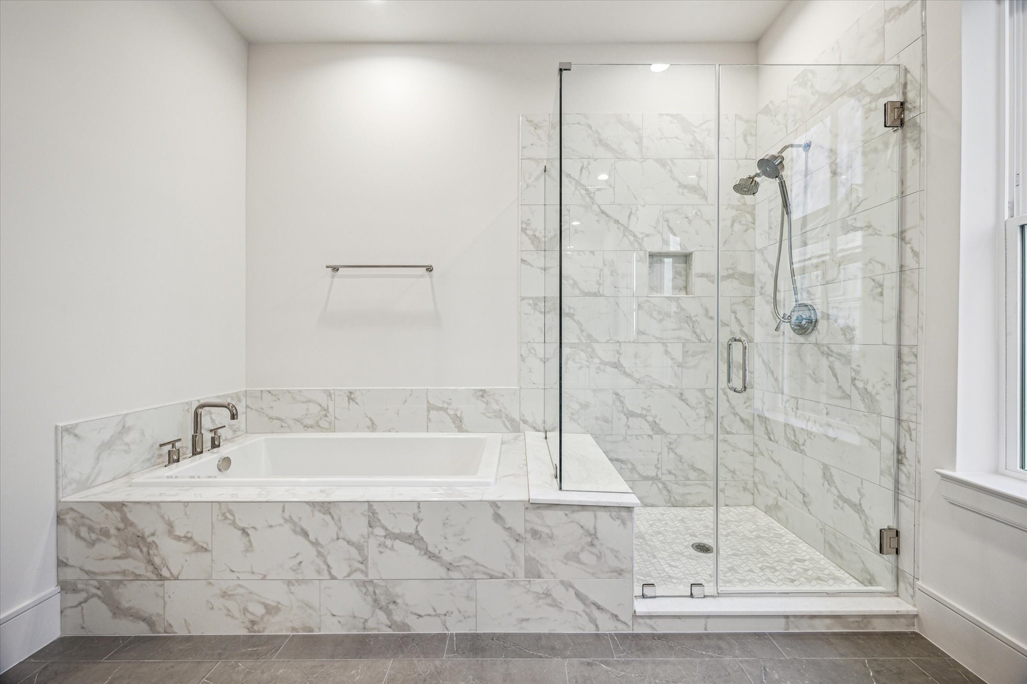 213 Sutton Row Place Property Photo 29