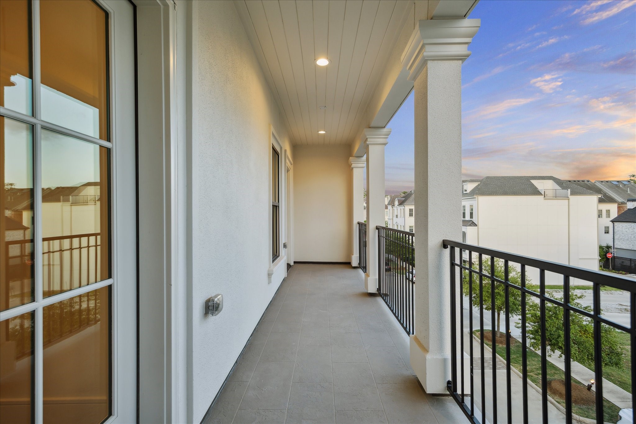 213 Sutton Row Place Property Photo 32