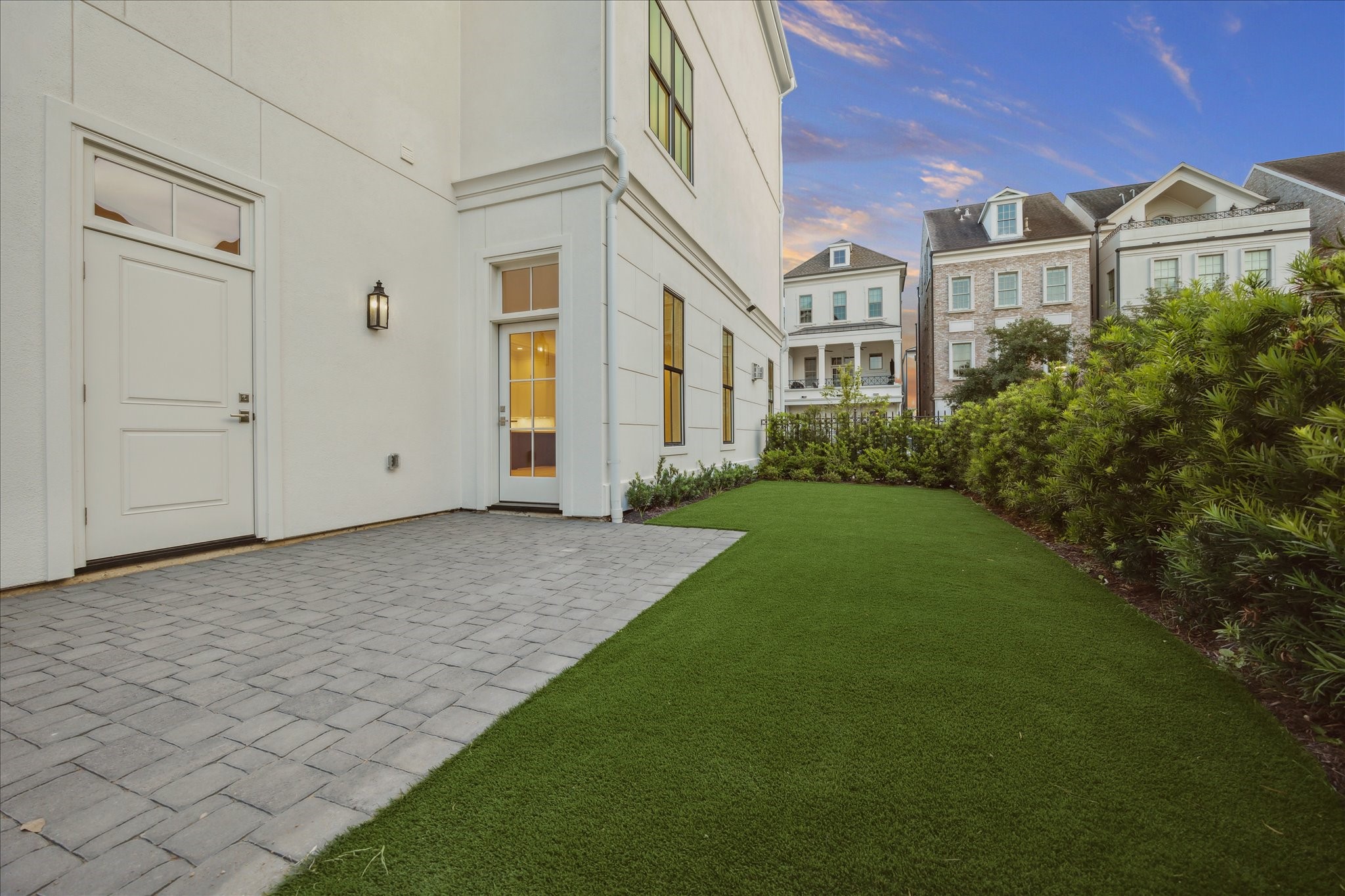 213 Sutton Row Place Property Photo 33