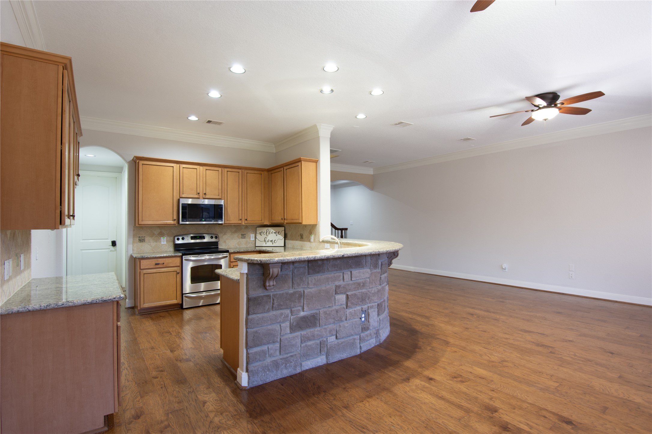 347 Old Aqua Landing E Property Photo 15