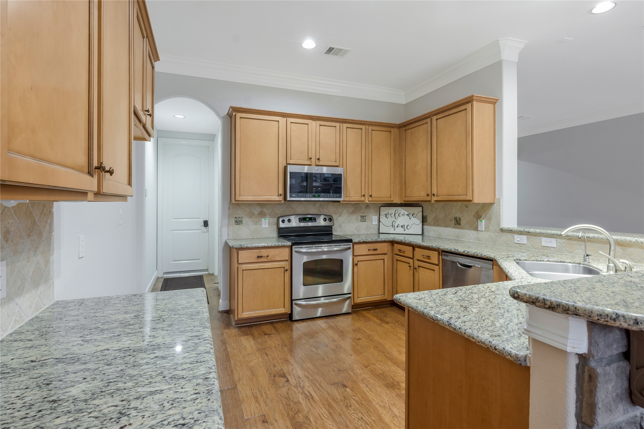 347 Old Aqua Landing E Property Photo 17