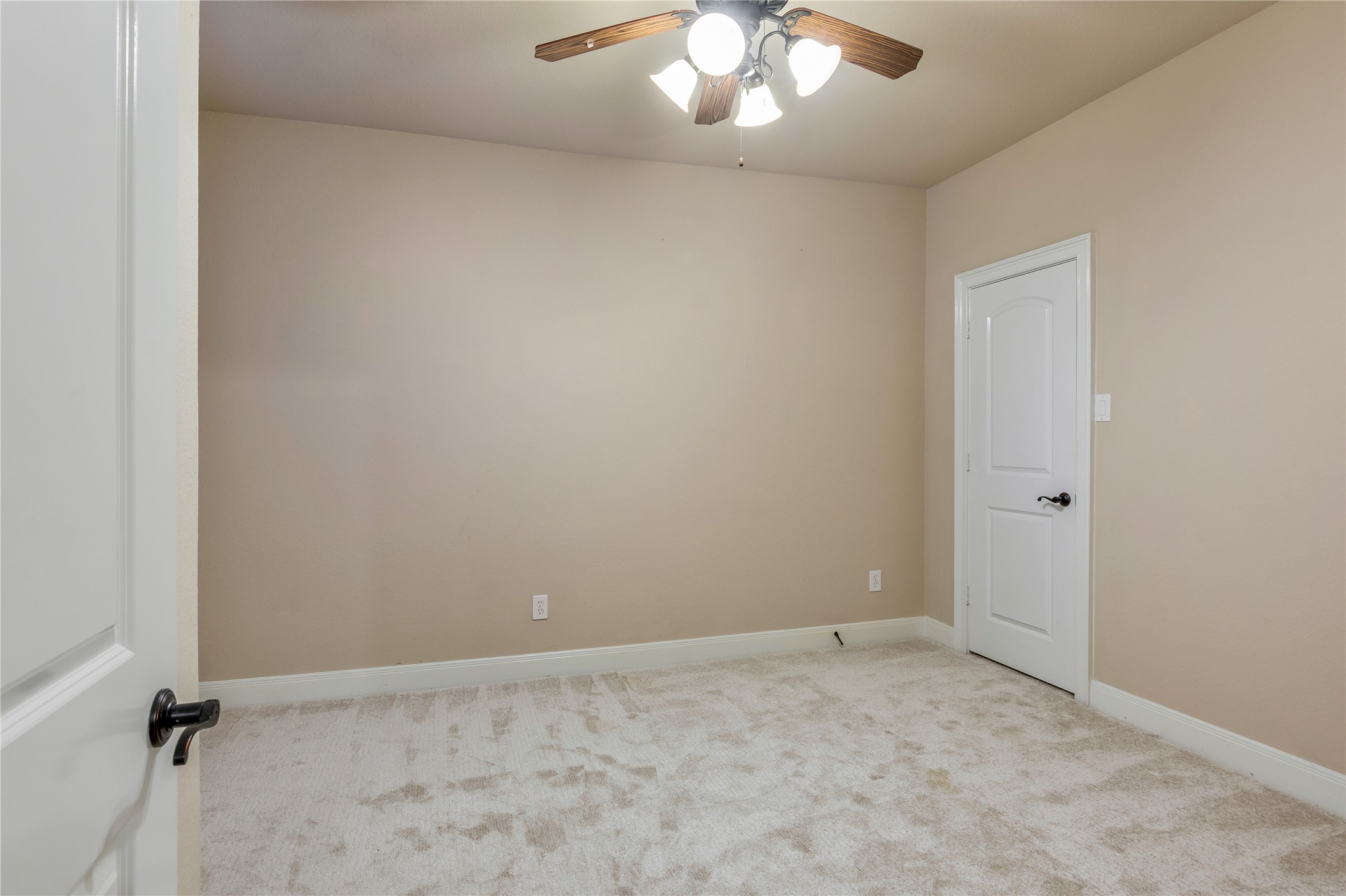 347 Old Aqua Landing E Property Photo 28