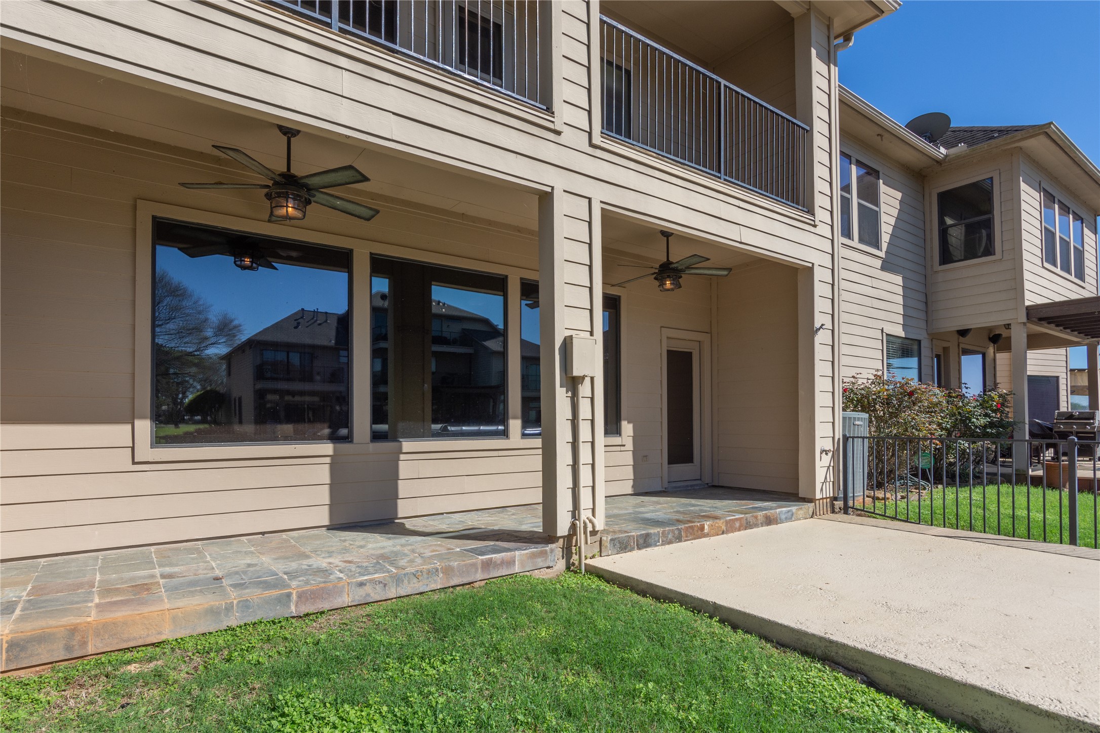 347 Old Aqua Landing E Property Photo 35