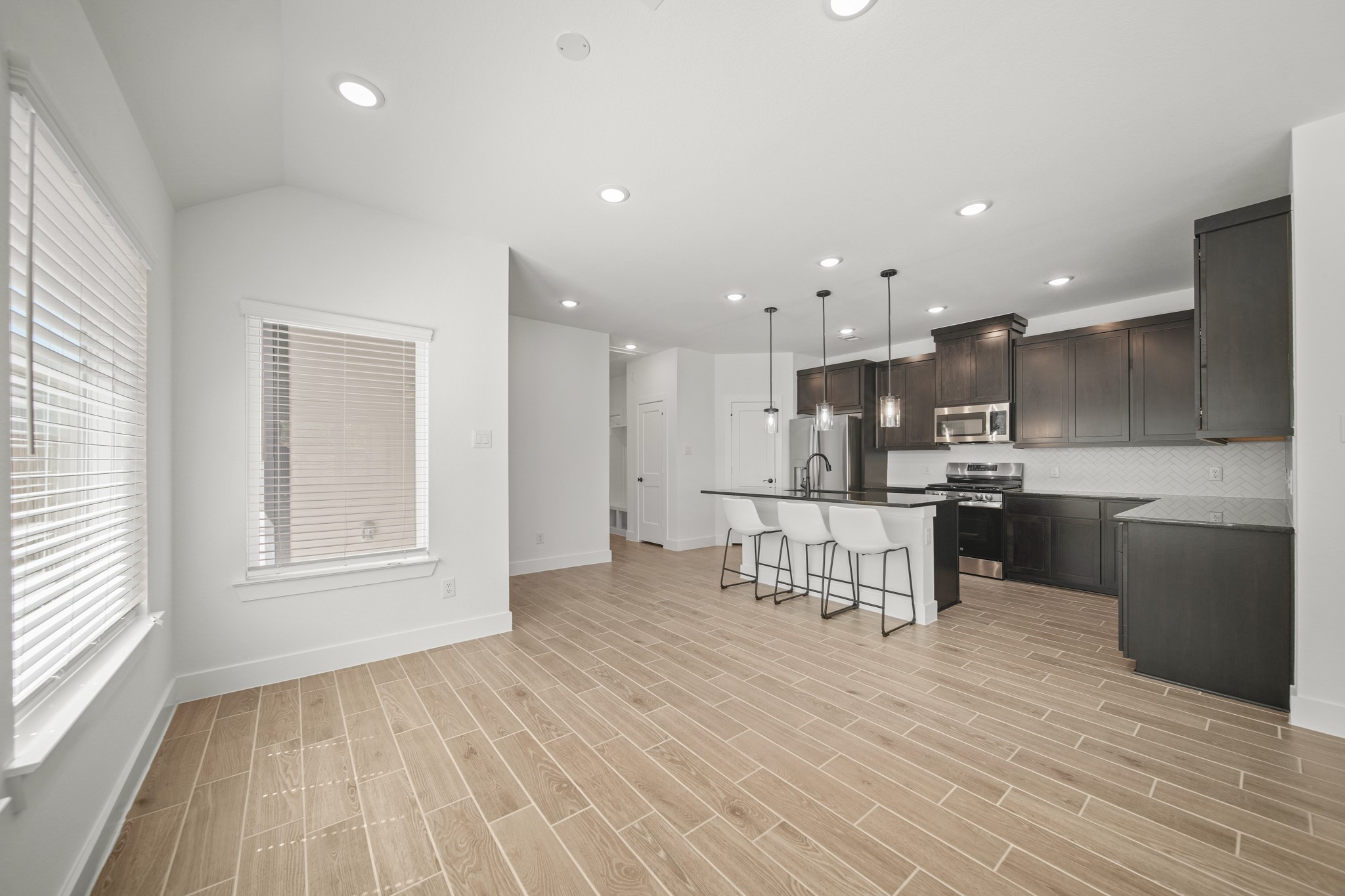10111 Crescendo Way Property Photo 7