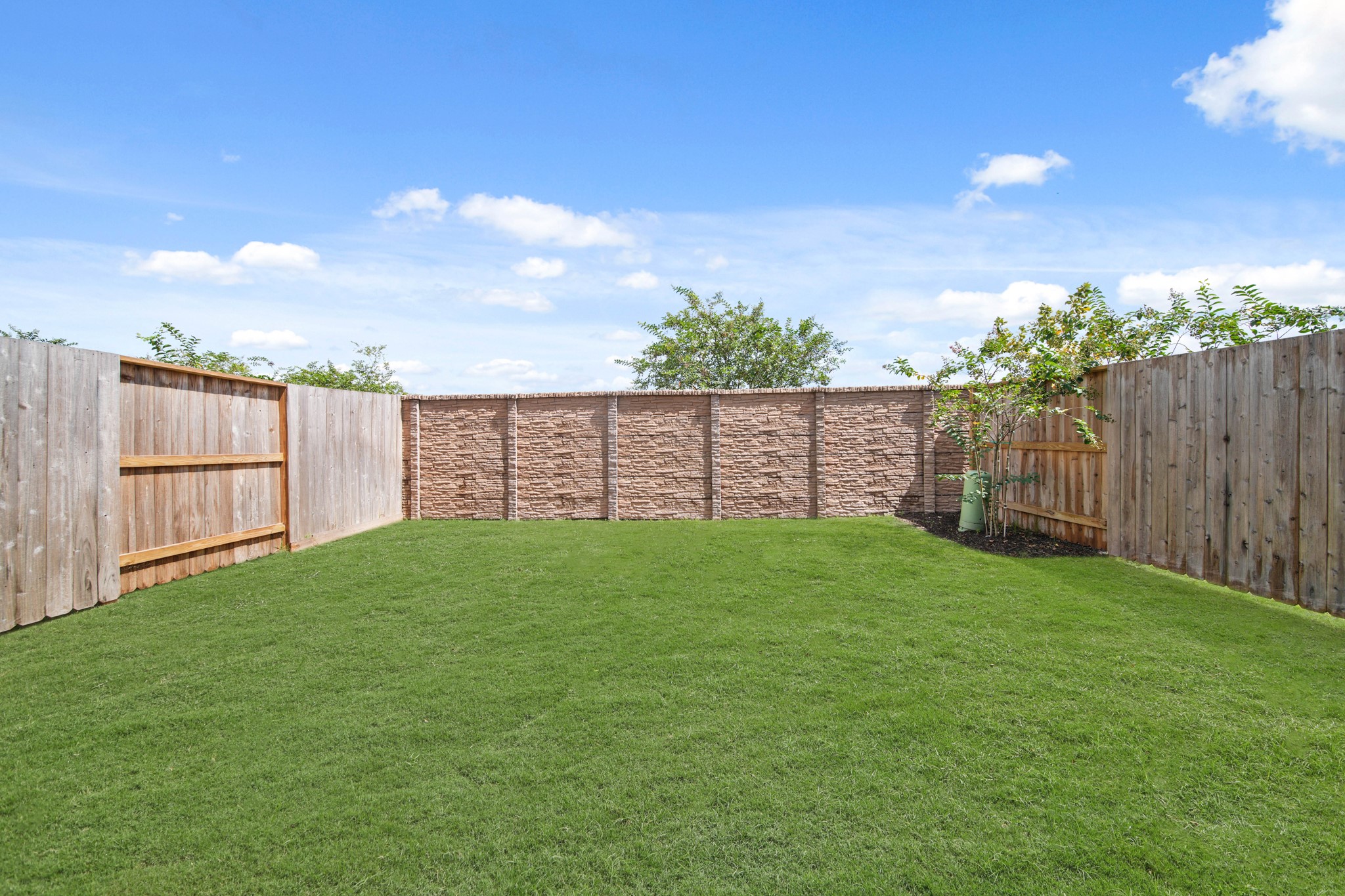 10111 Crescendo Way Property Photo 24
