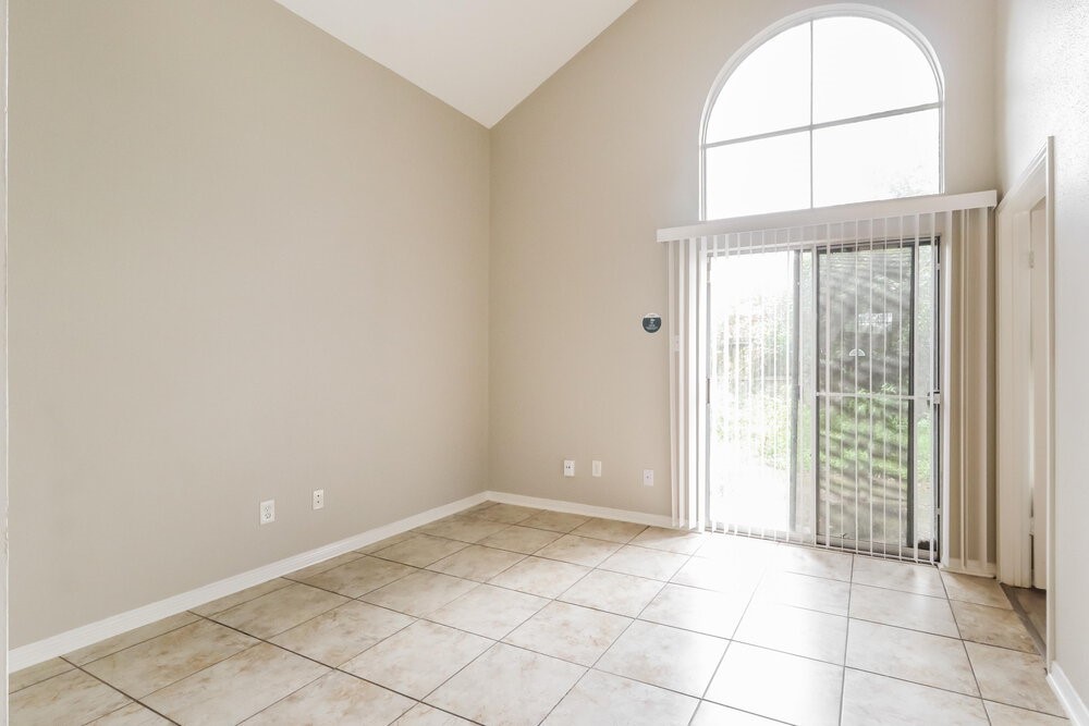 8619 Spring Green Drive Property Photo 3