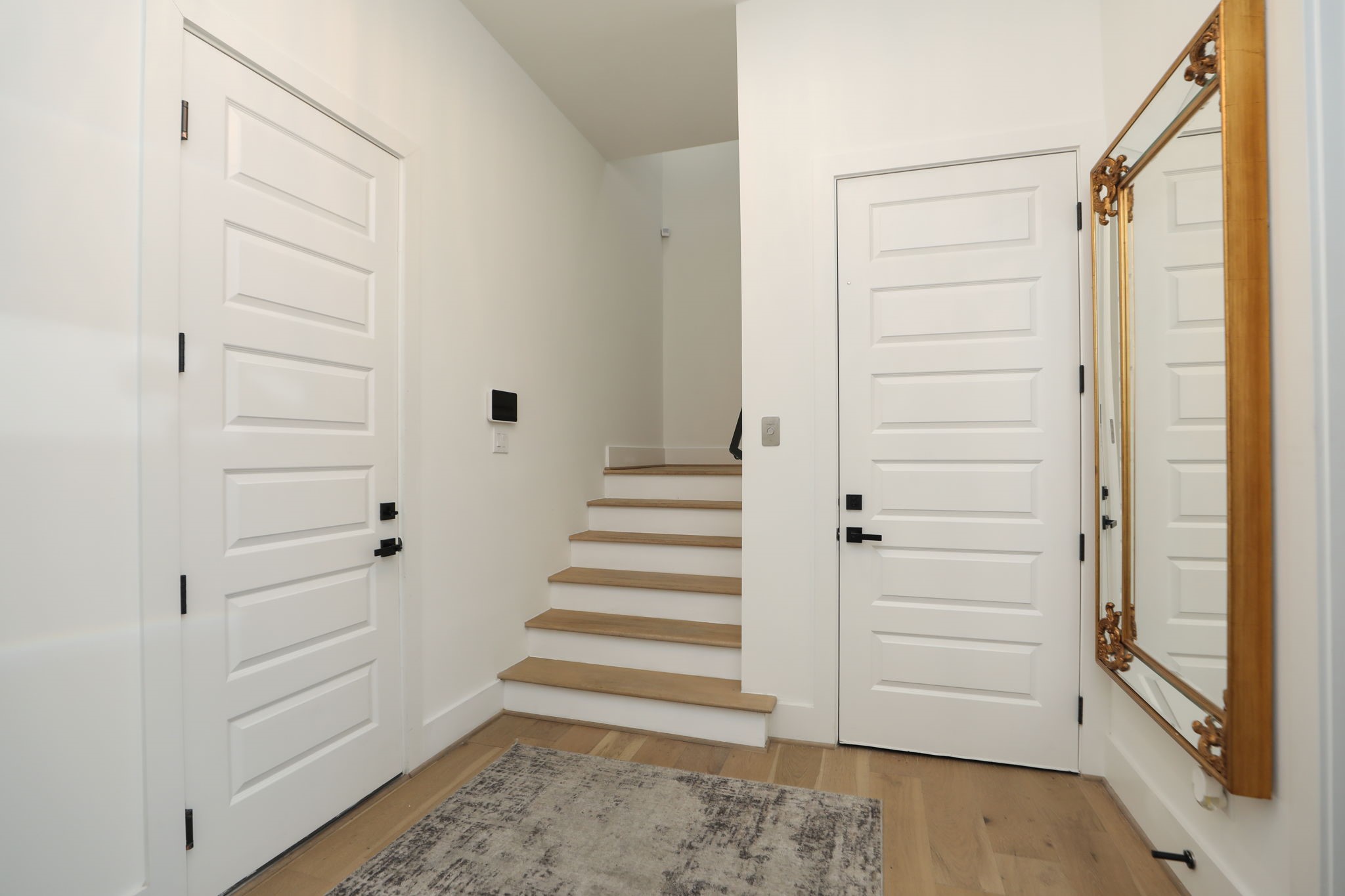 5704 Fairdale Lane B Property Photo 6