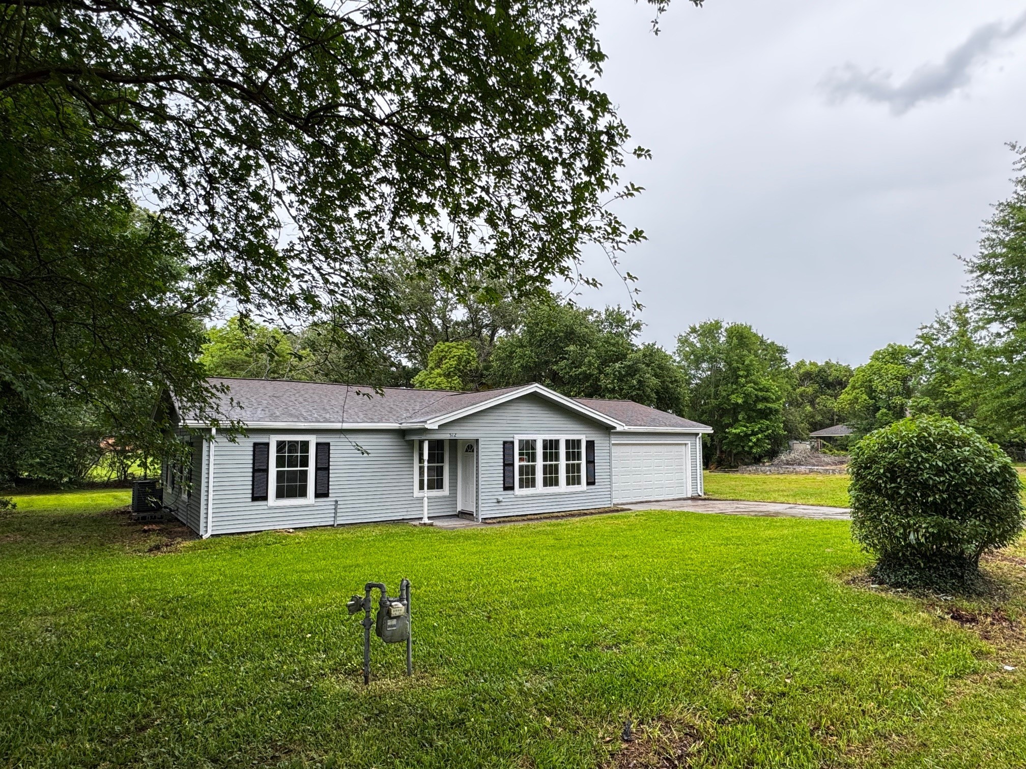 512 N Inwood Drive Property Photo