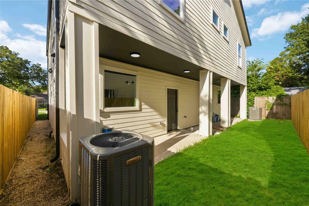 5827 Polly Unit A Street A Property Photo 18