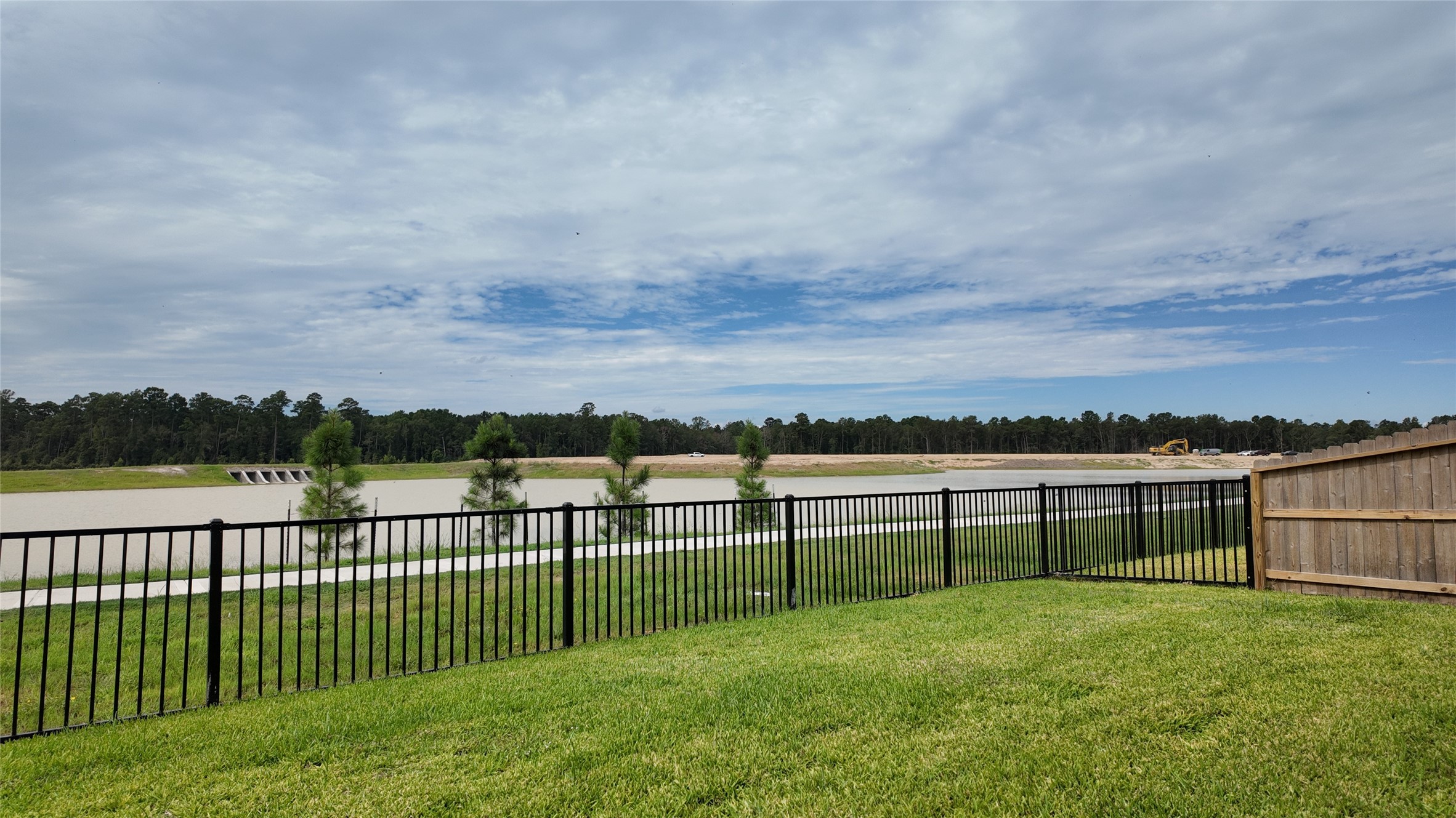 14190 Granger Pointe Lane Property Photo 12