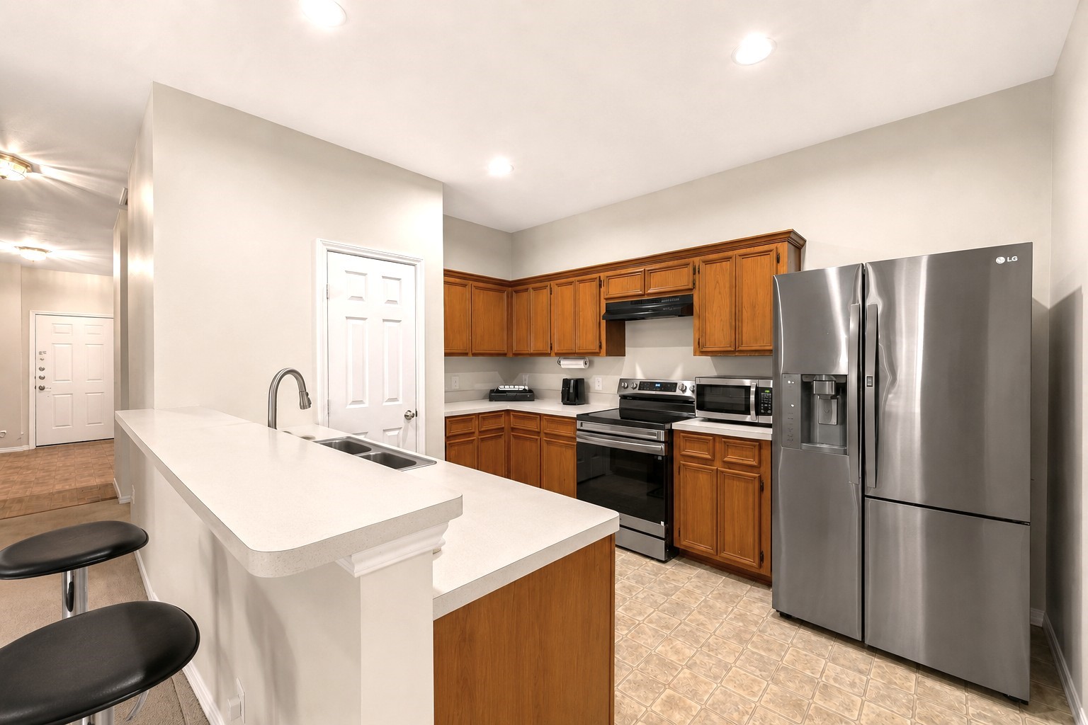 12830 Lodenbriar Drive Property Photo 11