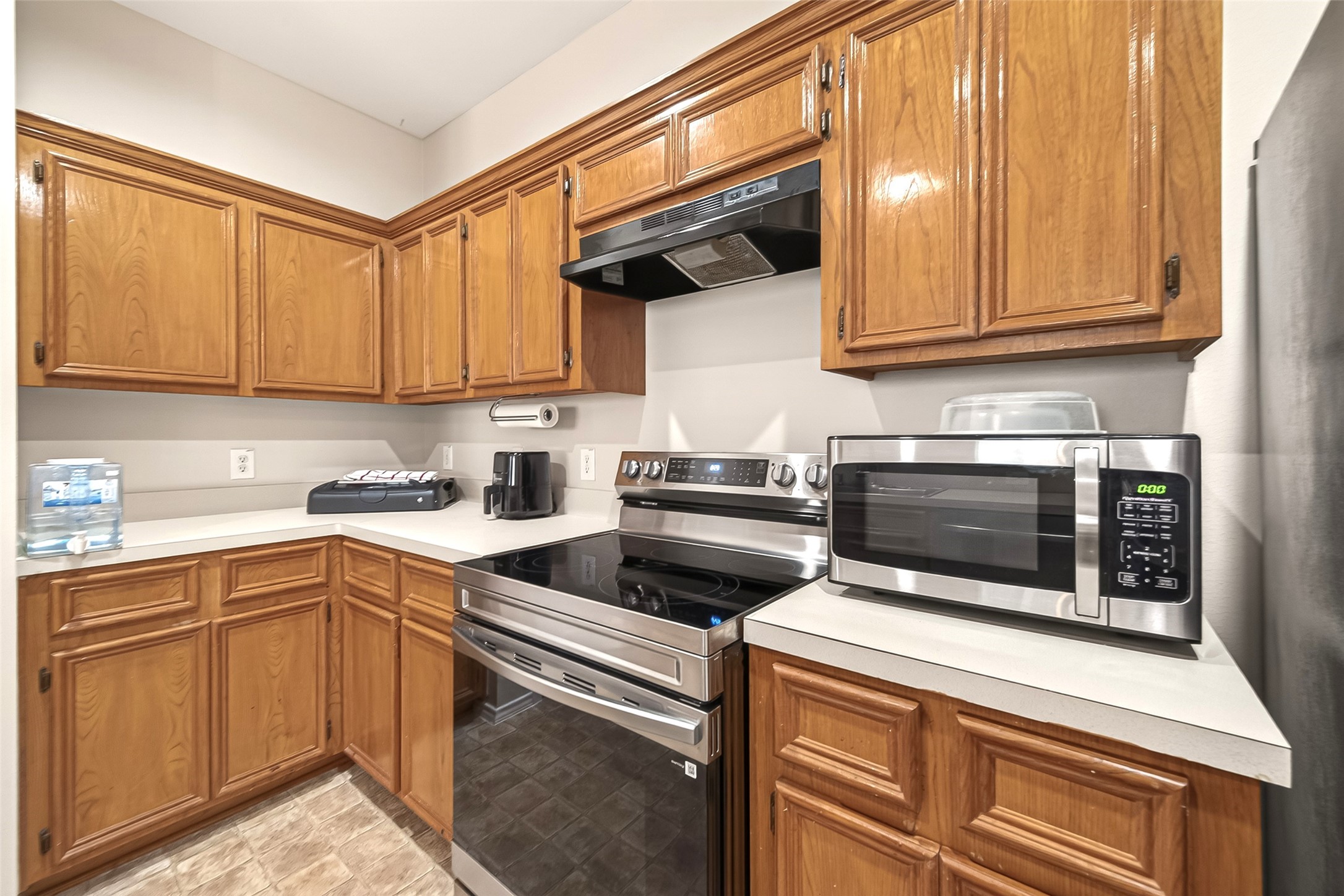 12830 Lodenbriar Drive Property Photo 13