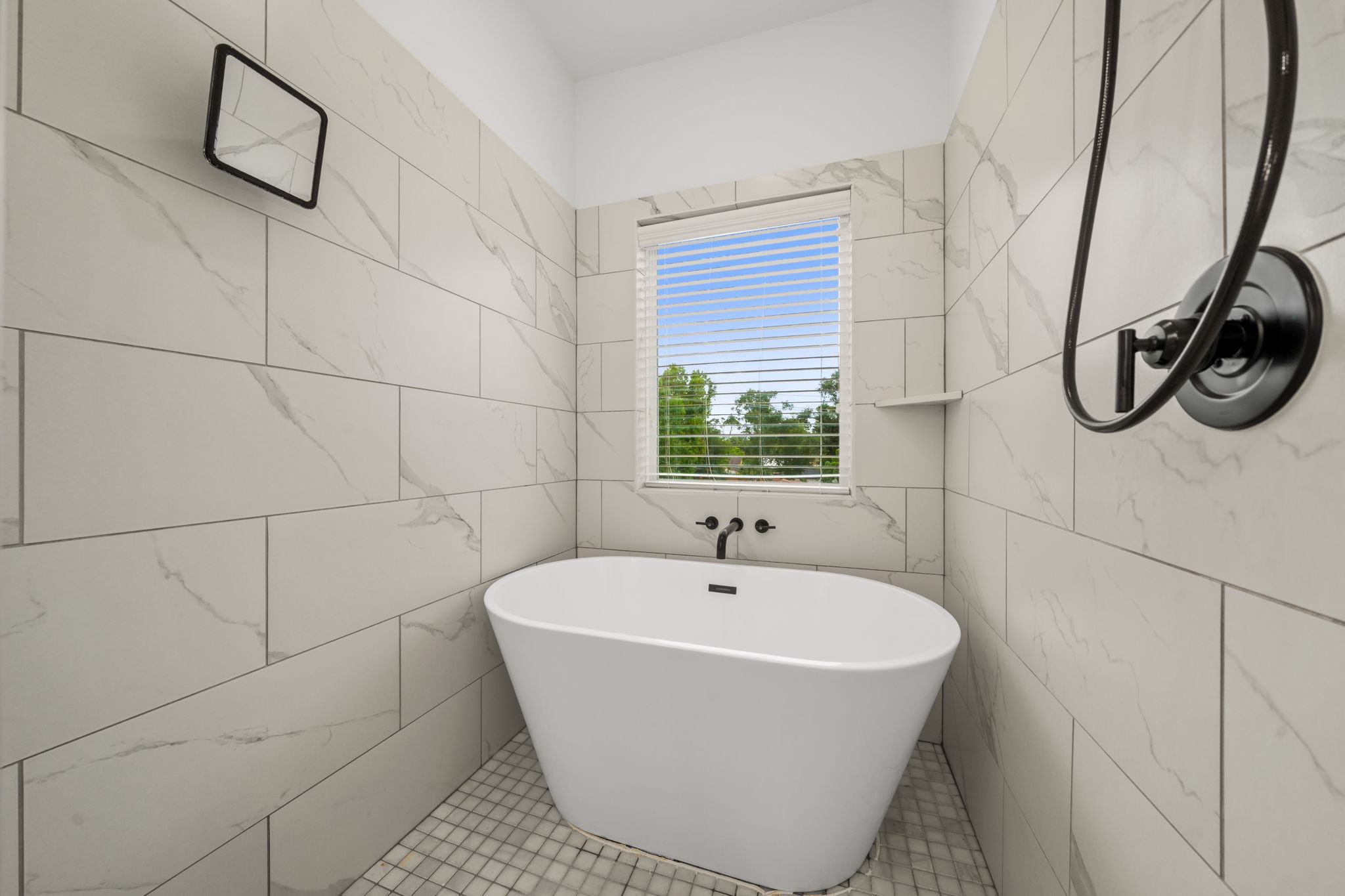 901 Lehman Street C Property Photo 27